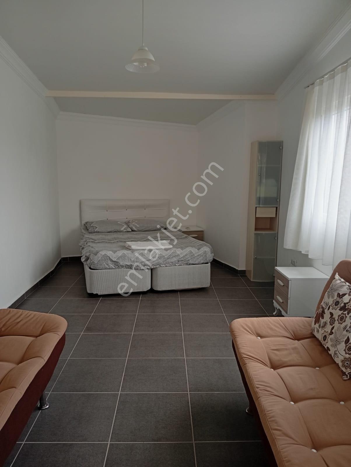 Aydın Didim Akbük Merkez'de Günlük Kiralık Denize Sıfır Eşyalı Bahçeli Müstakil Ev - Görsel 35
