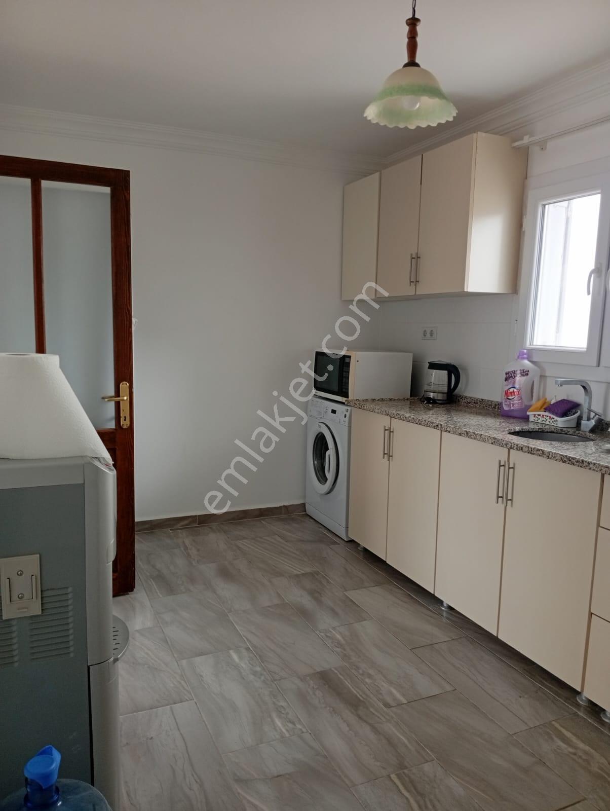 Aydın Didim Akbük Merkez'de Günlük Kiralık Denize Sıfır Eşyalı Bahçeli Müstakil Ev - Görsel 18