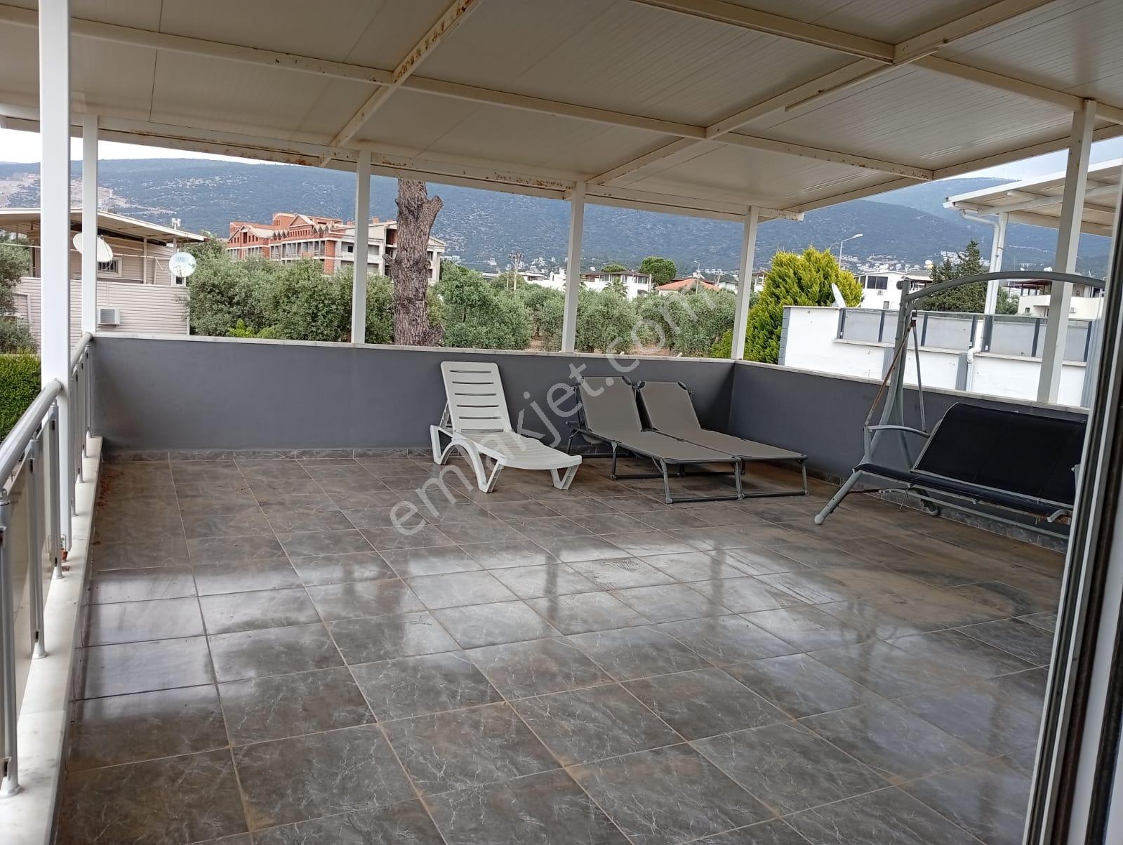 Aydın Didim Akbük Merkez'de Günlük Kiralık Denize Sıfır Eşyalı Bahçeli Müstakil Ev - Görsel 28