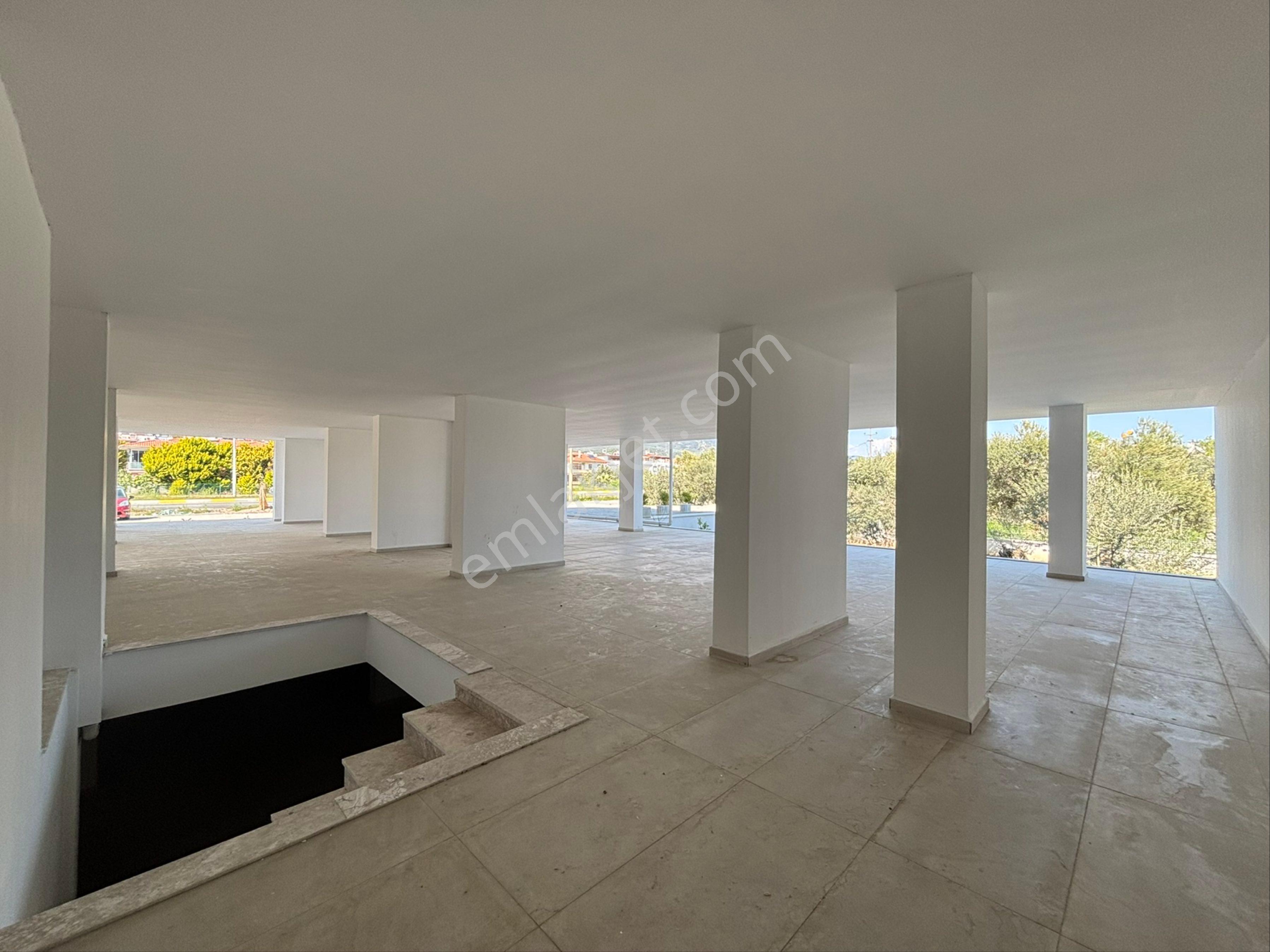 Ana Yol Üstü 30m Cepheli Kiralık Dükkan & Deposu - Görsel 6