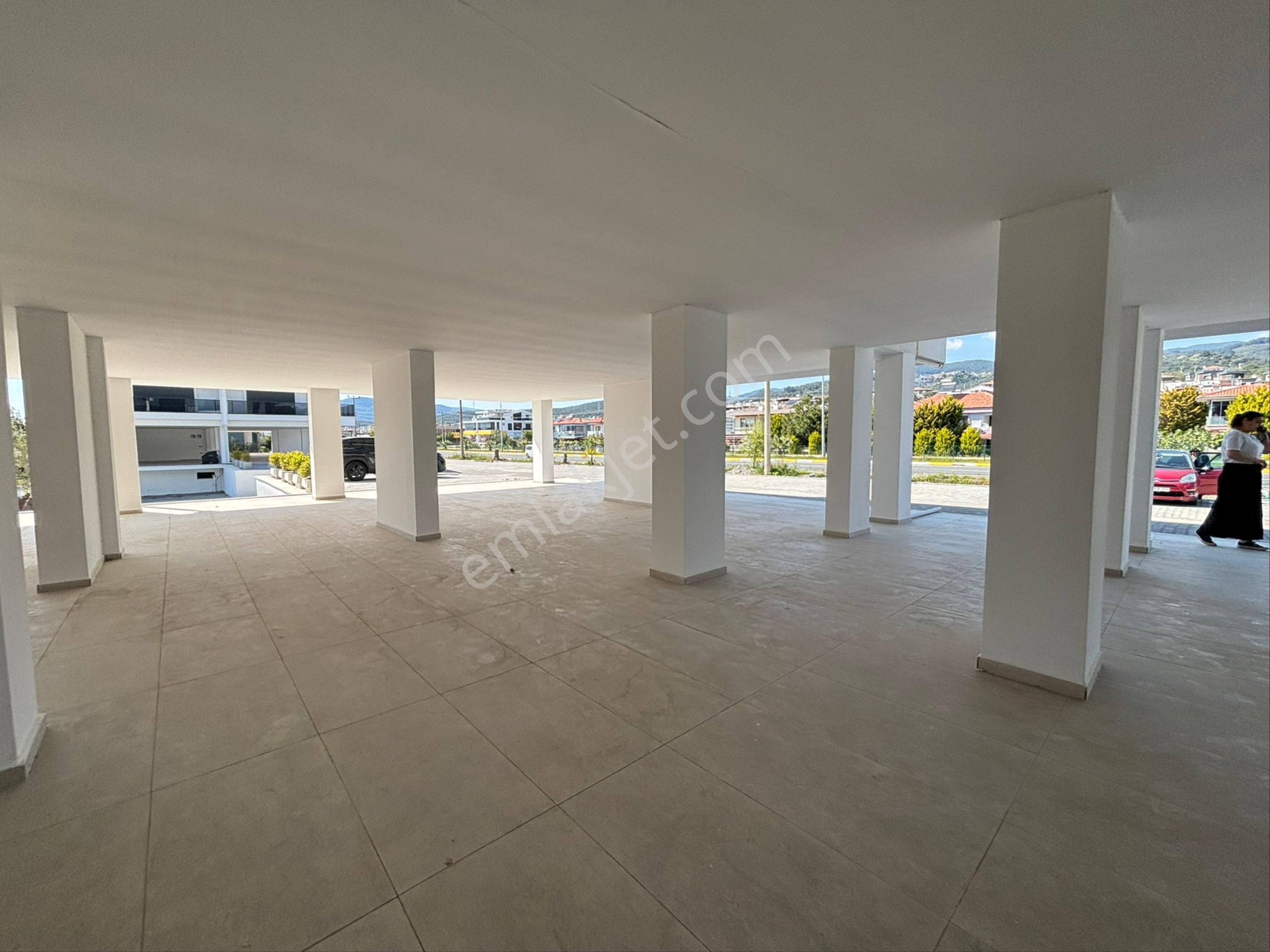 Ana Yol Üstü 30m Cepheli Kiralık Dükkan & Deposu - Görsel 22