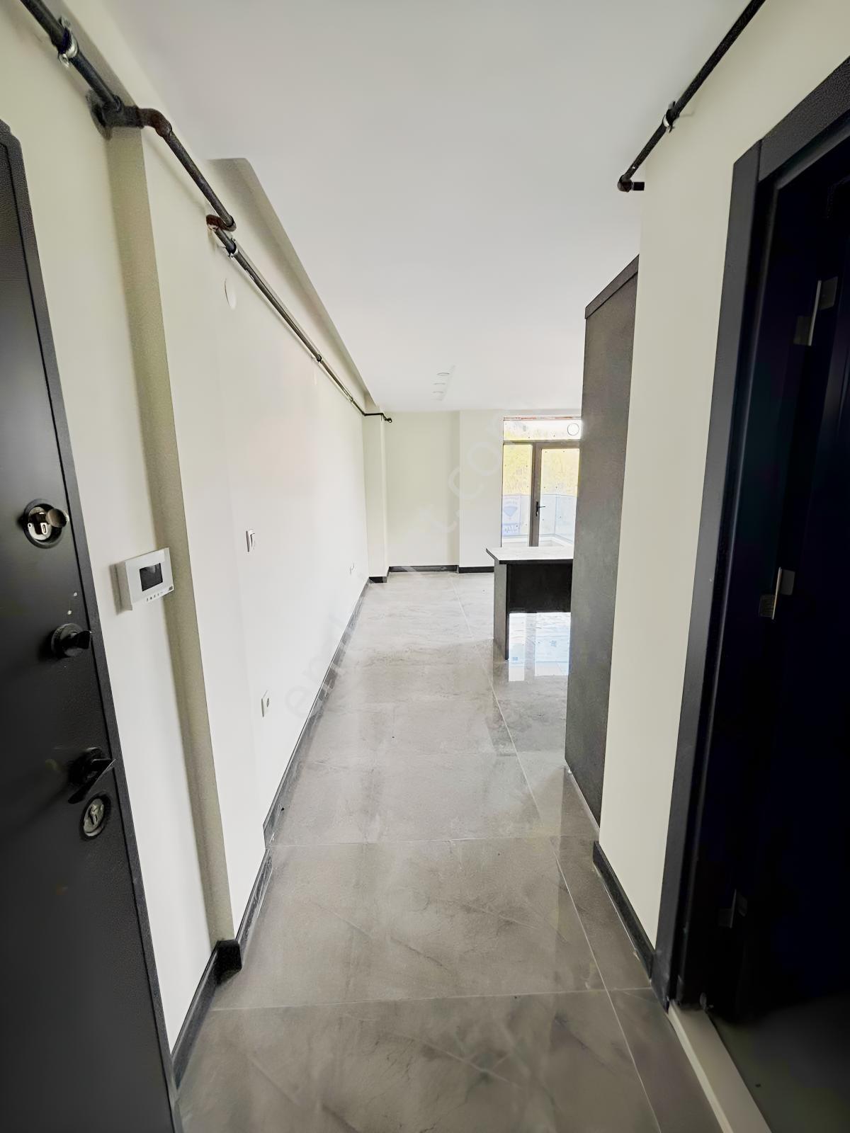 Remax / Can Baydır / Satılık 1+1 Havuzlu Sitede - Görsel 18