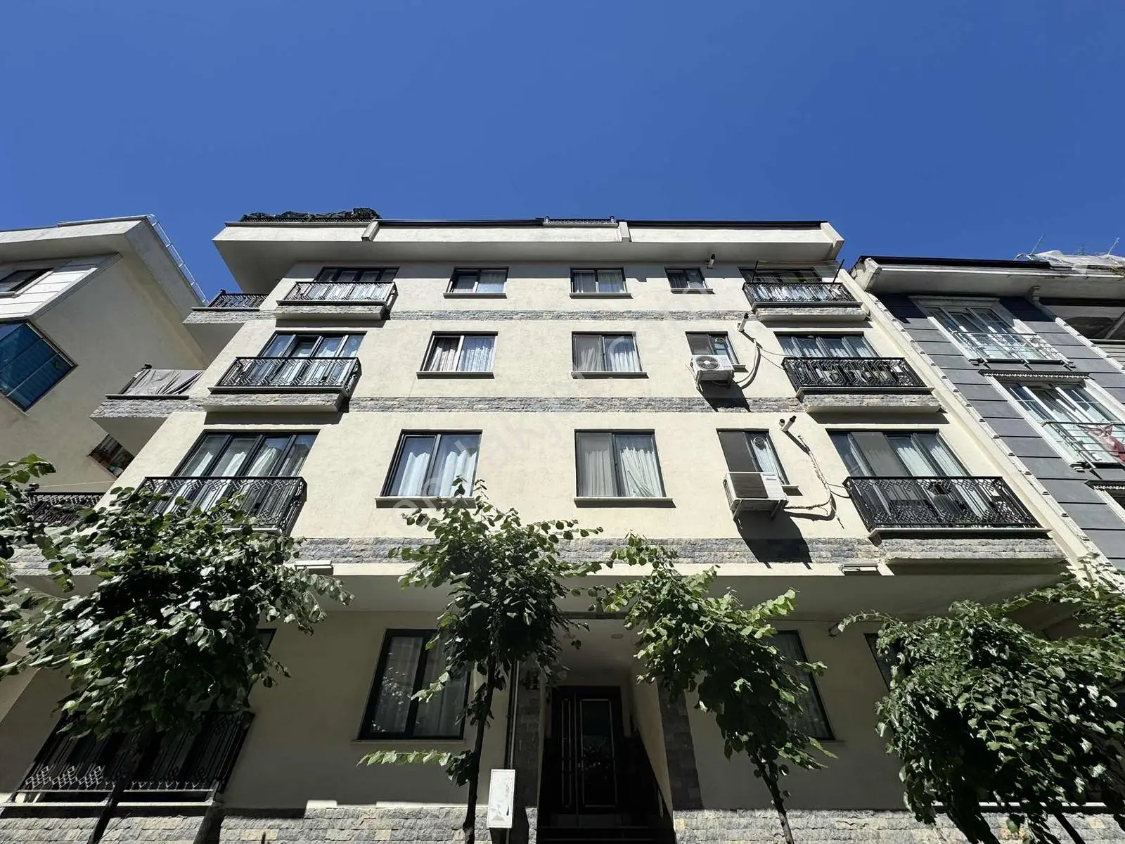 Çağlayan'da Yeni Binada Eşyalı Kiralık 2+1 Daire