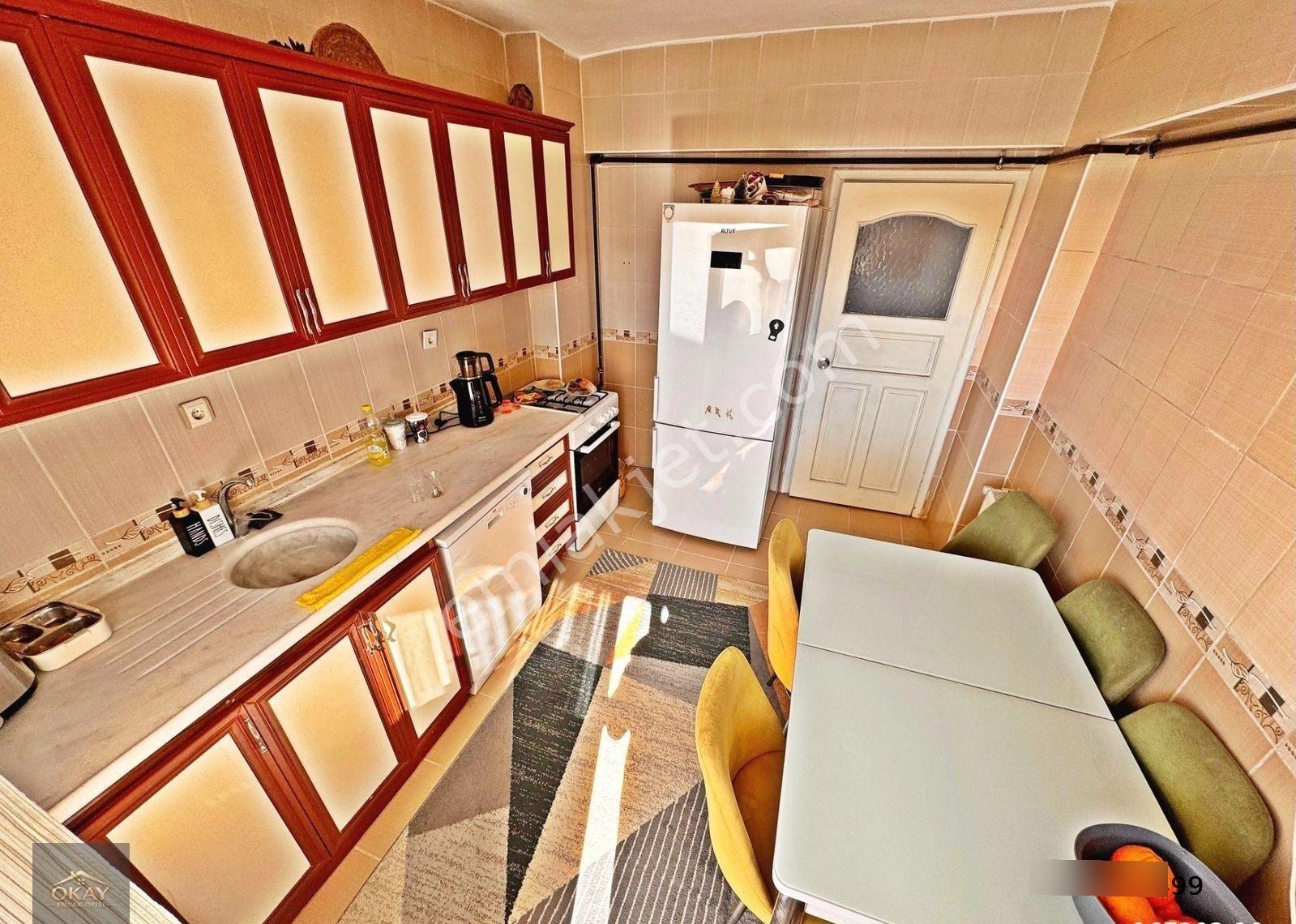 Baltacılar Caddesi Üzeri Ön Cephe Çift Balkonlu Kilerli Geniş 3+1 140 M ² - Görsel 30