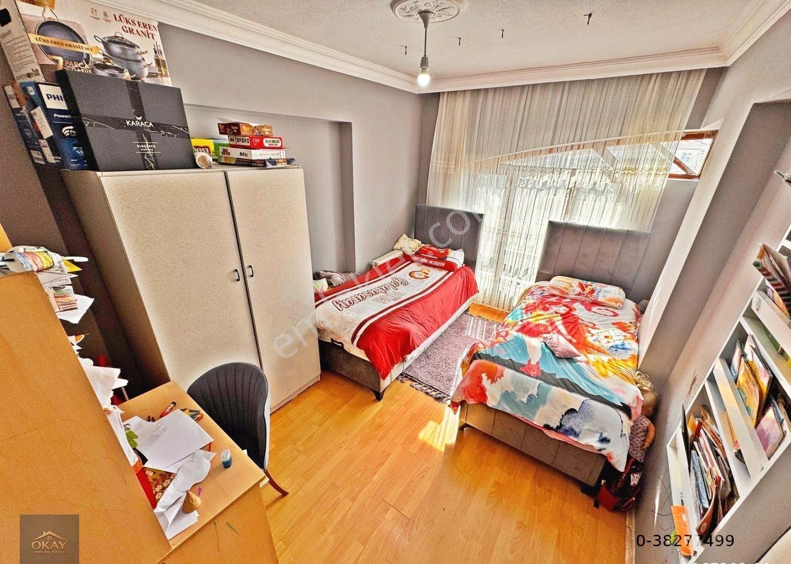 Baltacılar Caddesi Üzeri Ön Cephe Çift Balkonlu Kilerli Geniş 3+1 140 M ² - Görsel 13