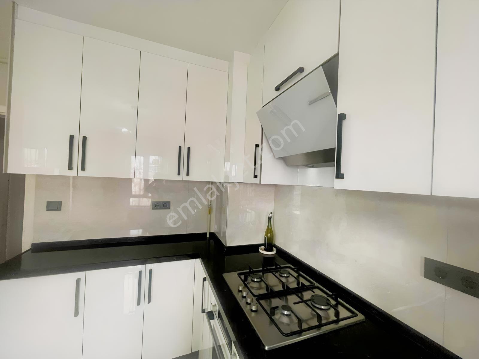 Kardelen Mahallesinde Yapılı Ebeveyn Banyolu 3+1 Satılık Daire - Görsel 31