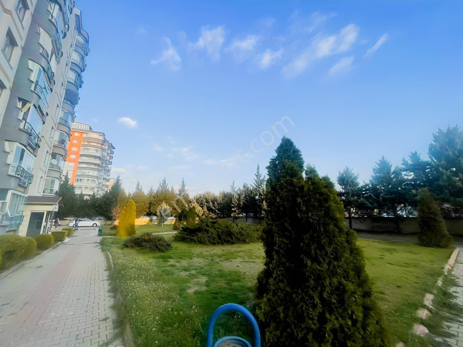 Kardelen Mahallesinde Yapılı Ebeveyn Banyolu 3+1 Satılık Daire - Görsel 35