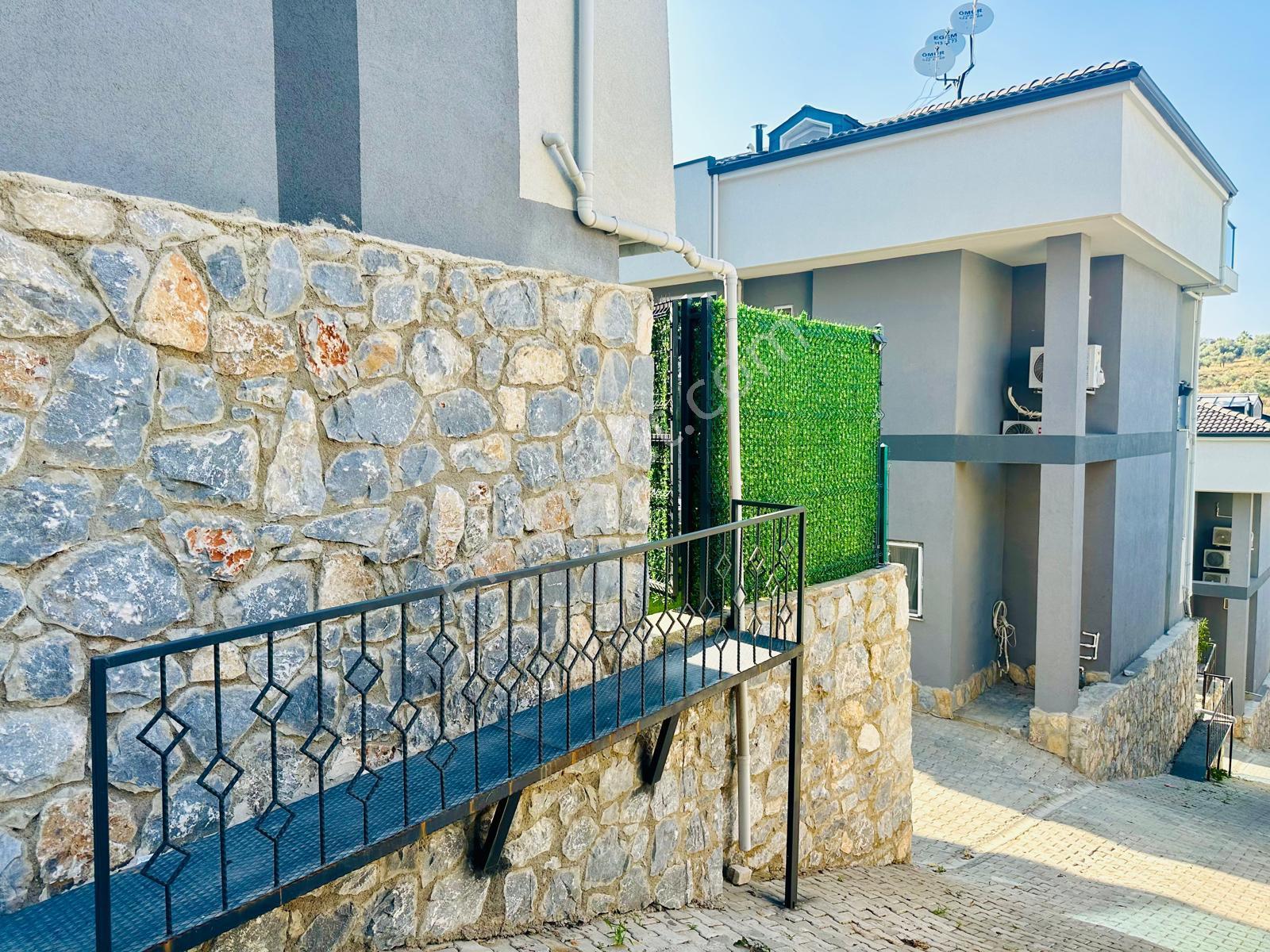 Milas Güllük Mah.satılık 2+1 Eşyalı Dubleks Daire - Görsel 27