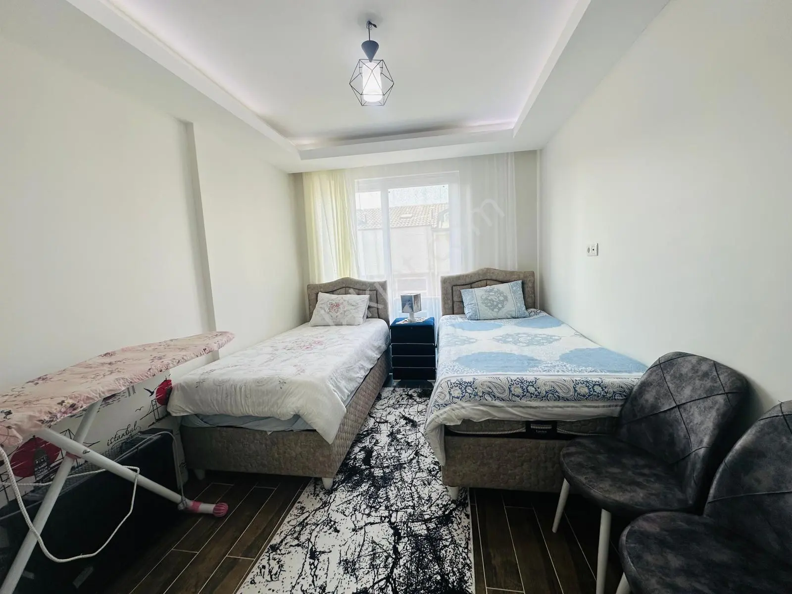Milas Güllük Mah.satılık 2+1 Eşyalı Dubleks Daire - Görsel 3