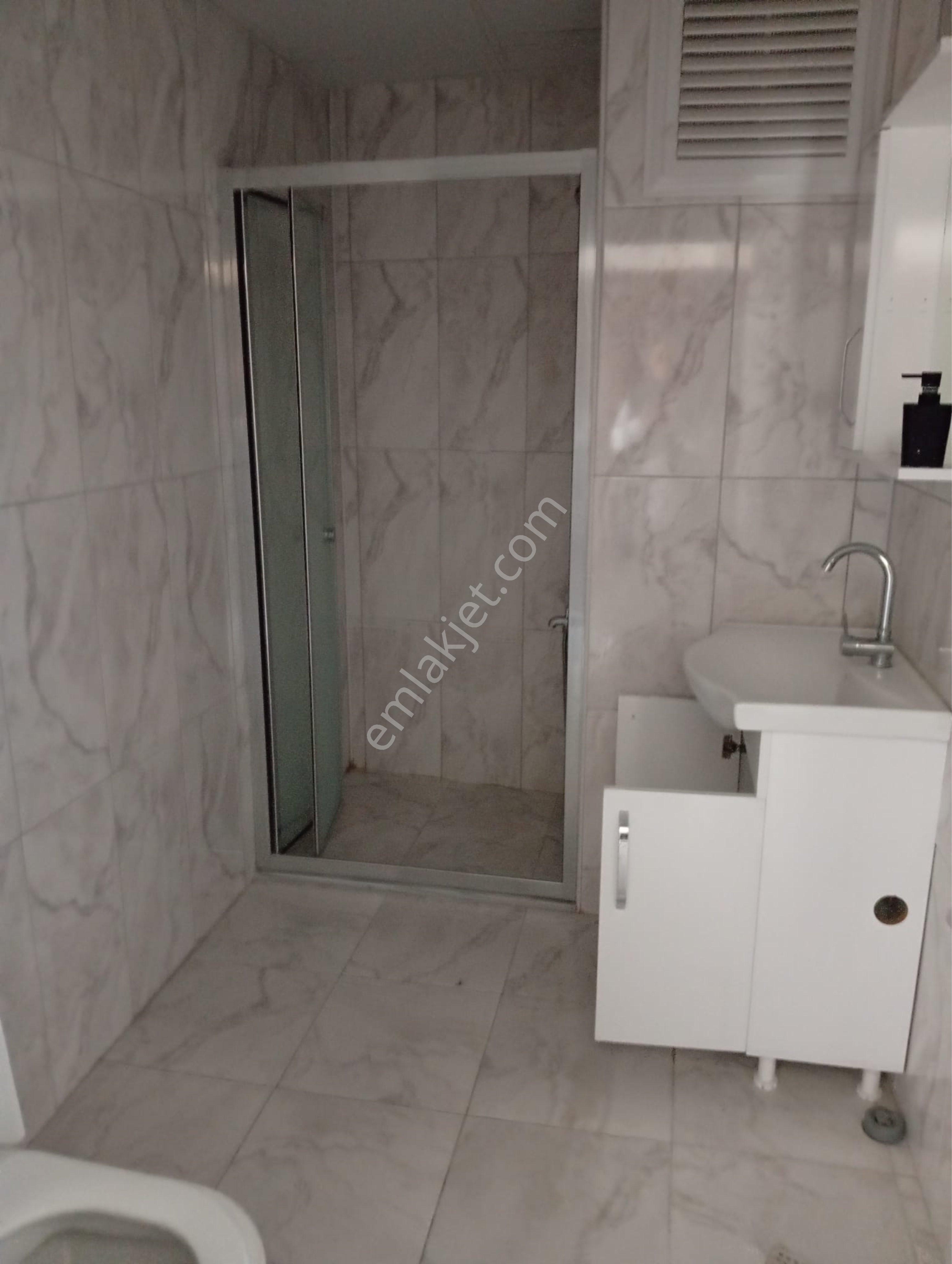 Abdurrahman Mah.erasta Avm Arkası Kiralık 1+1 Daire - Görsel 3