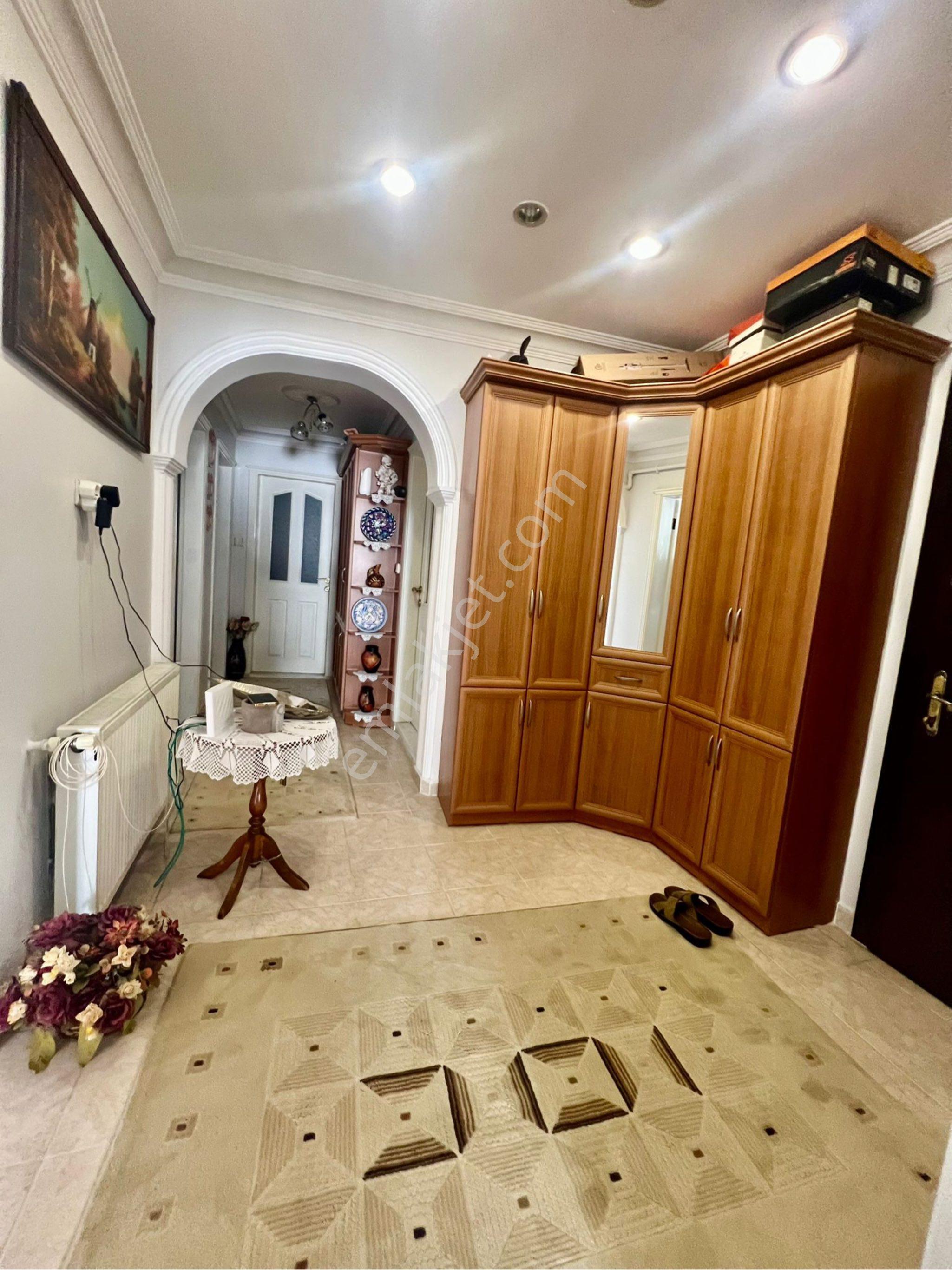Gazi Hastanesine Yakın İci Temiz Satılık Daire - Görsel 35