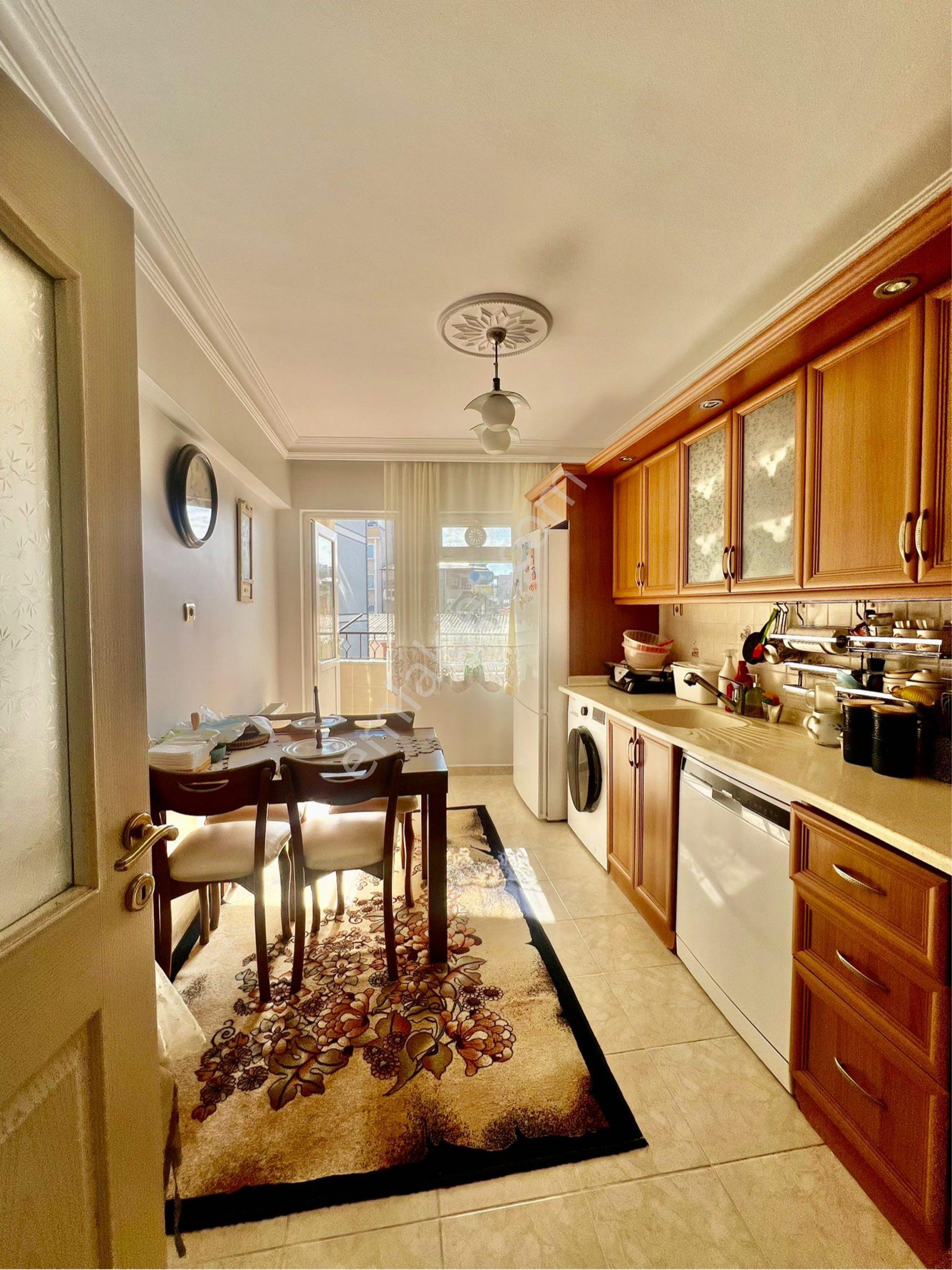 Gazi Hastanesine Yakın İci Temiz Satılık Daire - Görsel 33