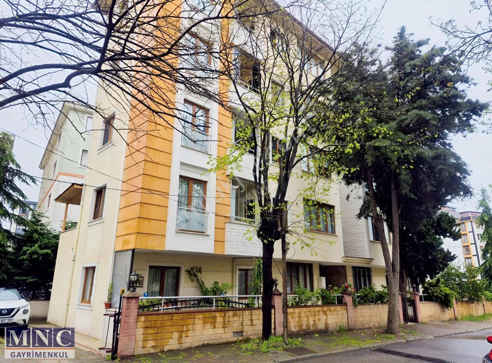 Kartal Topselvi Yalı Mah.e5 Ve Metro Yürüme Mesafesinde Arakat