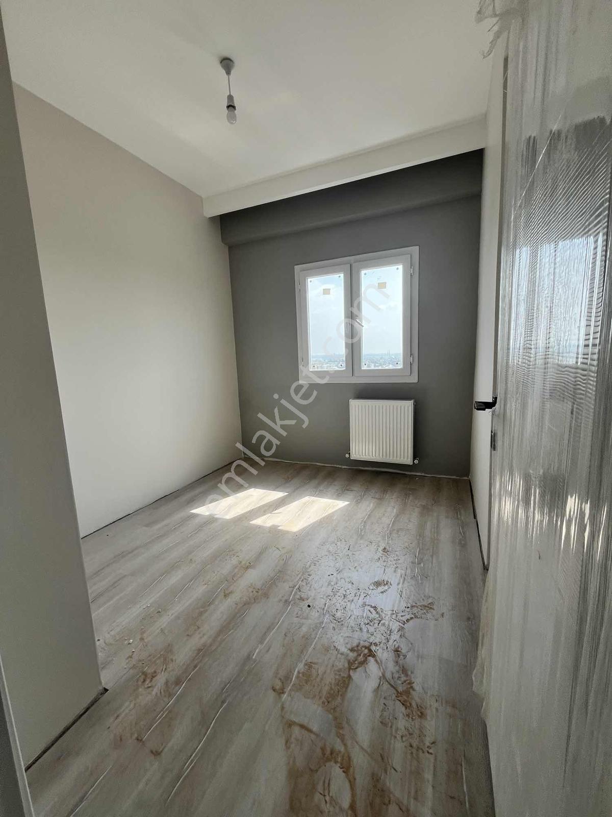 Sofude'de De Kapalı Mutfak Sıfır Cadde Üzeri 3 Cepheli 2+1 Daire - Görsel 24