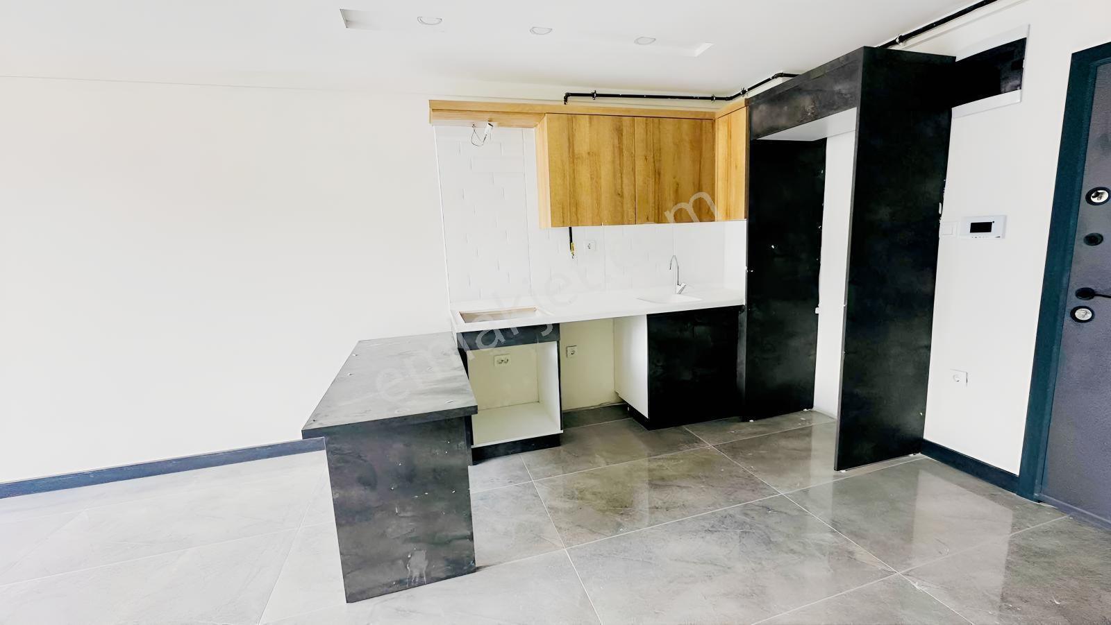 Re/max Parladan Site İçinde Doğa Ve Havuz Manzaralı 1+1 Daire - Görsel 5