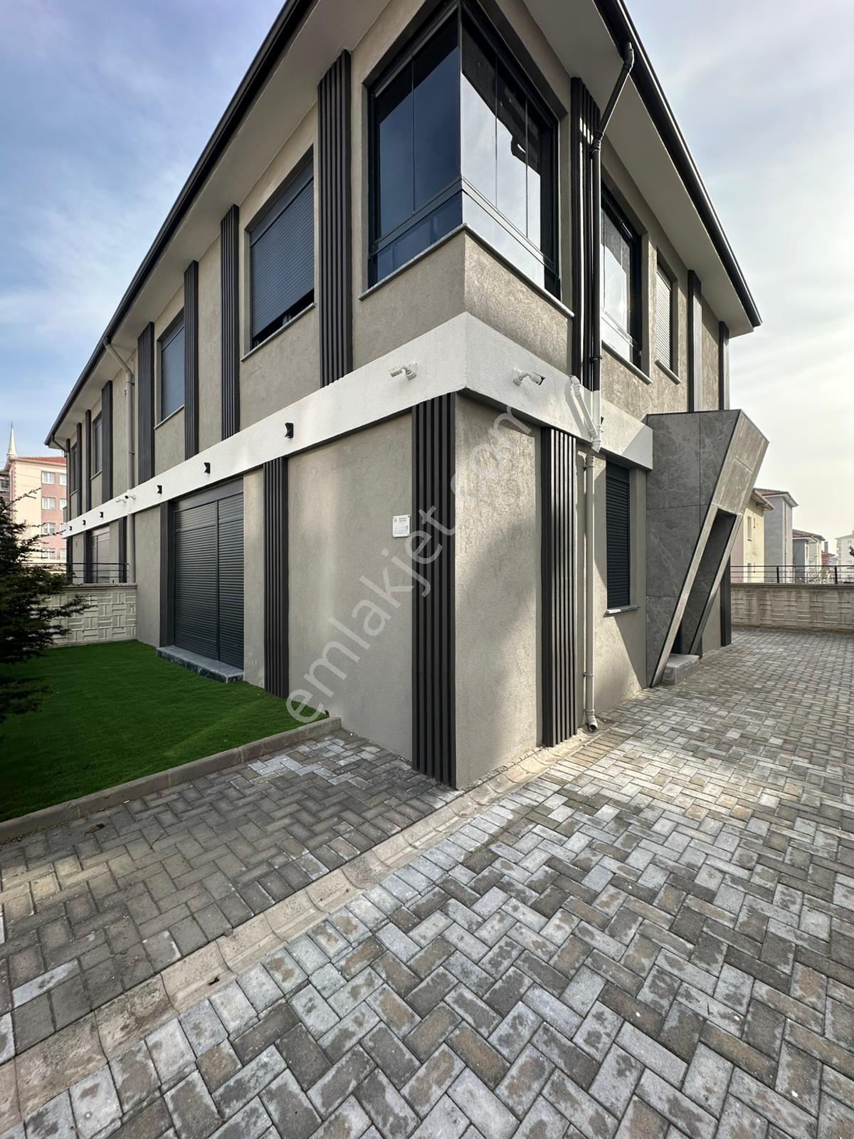 Çorum Bahçelievler'de Satılık 3+1 Dubleks Villa, 150m² Kullanım - Görsel 22