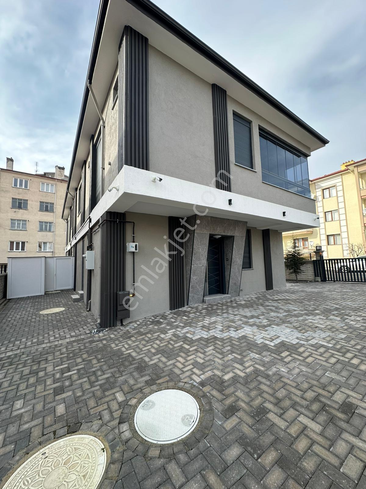 Çorum Bahçelievler'de Satılık 3+1 Dubleks Villa, 150m² Kullanım