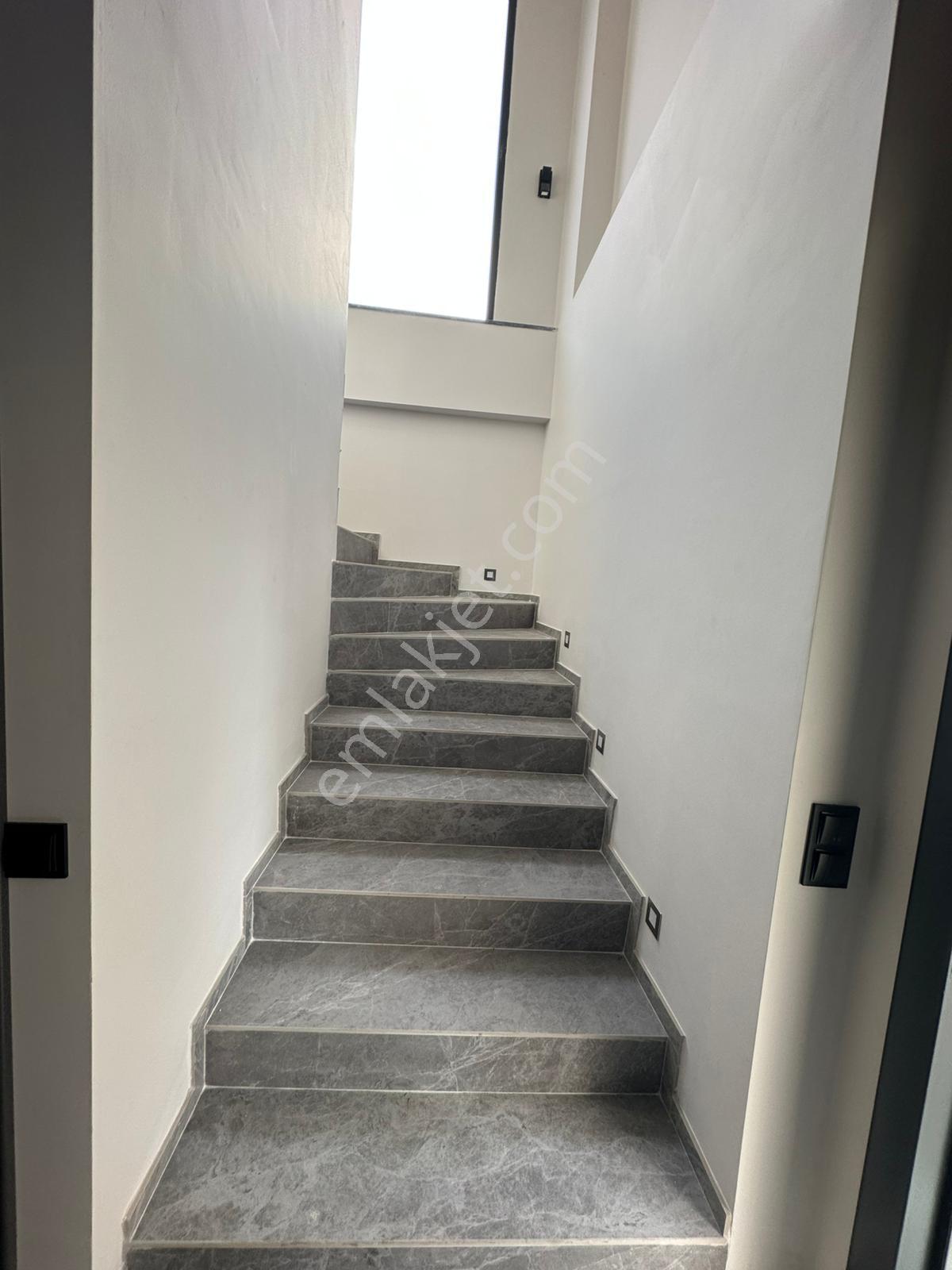 Çorum Bahçelievler'de Satılık 3+1 Dubleks Villa, 150m² Kullanım - Görsel 13