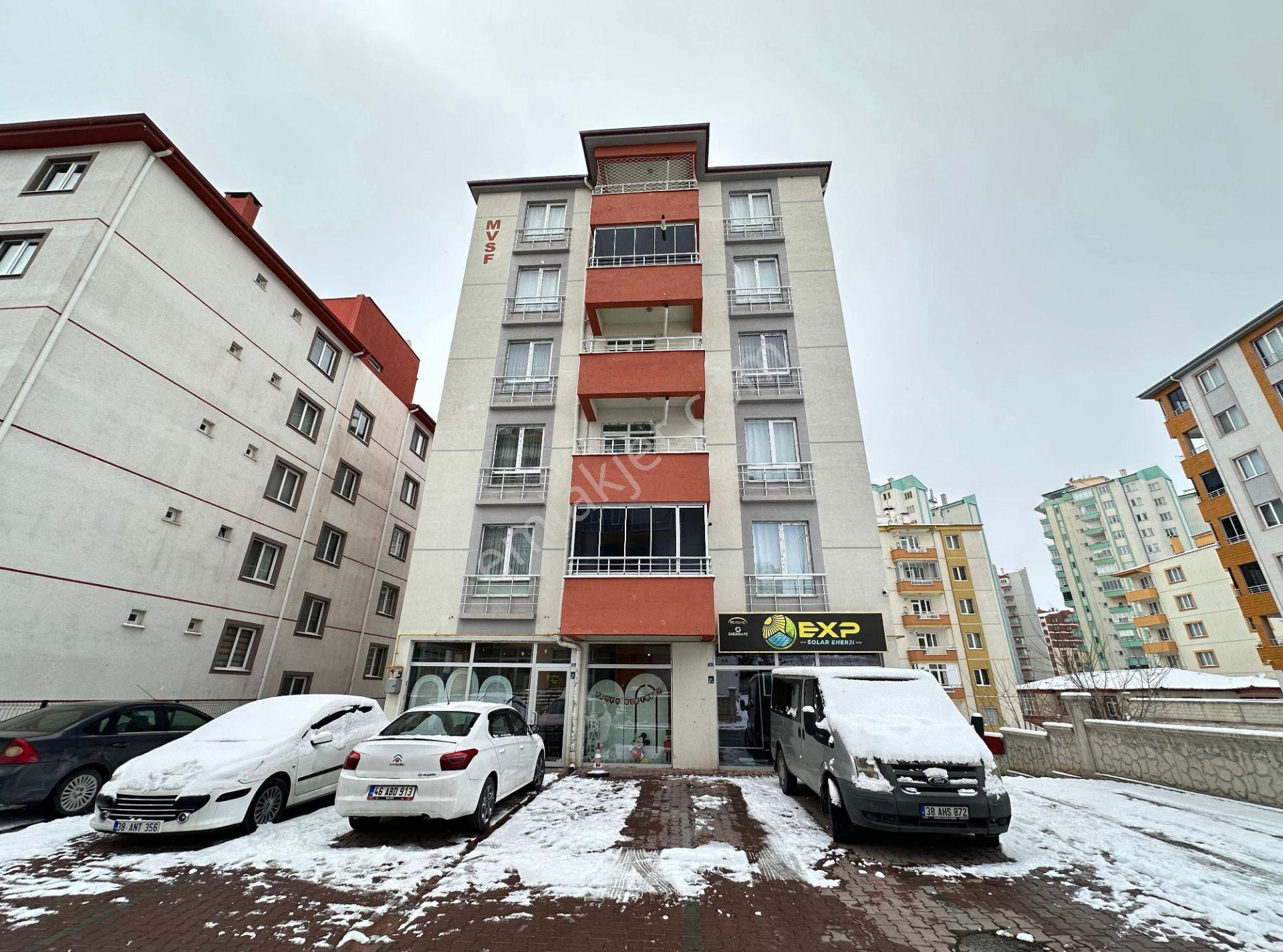Şirintepe Mahallesi Pazar Yeri Karşısı Satılık 3+1 Kombili Daire - Görsel 3