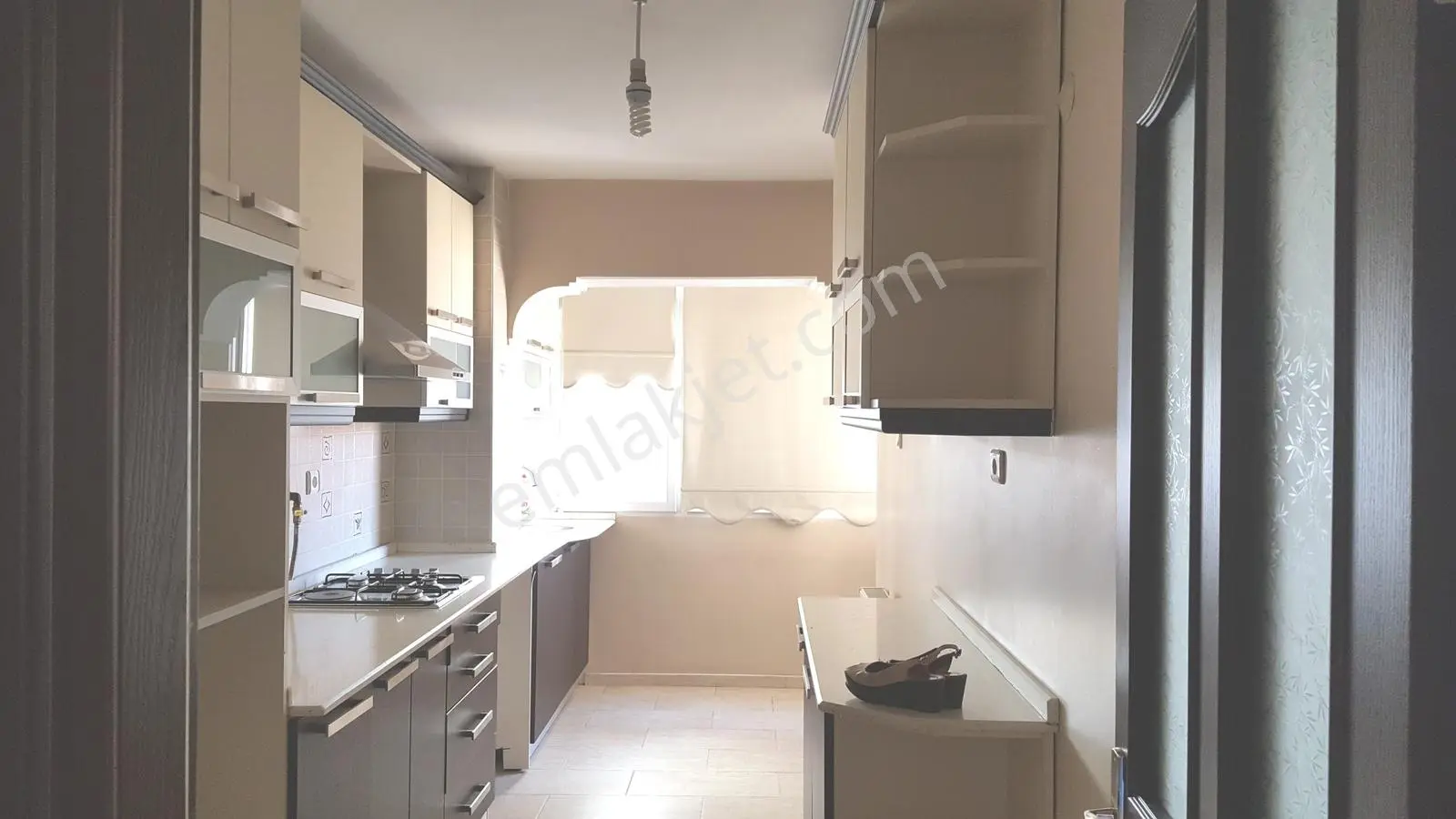 Egepol Hast. Karşısı 3+1,120m2,dogalgazlı,asansorlu,otoparklı