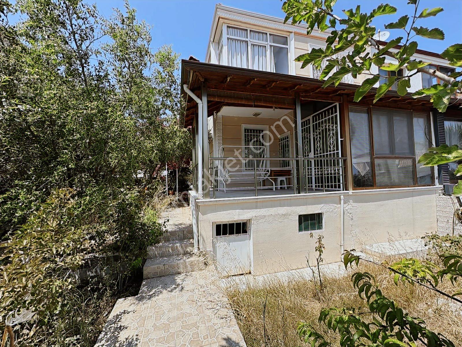 Ayvalık Cunda Adasında Site İçerisinde 2+1 Villa - Görsel 4