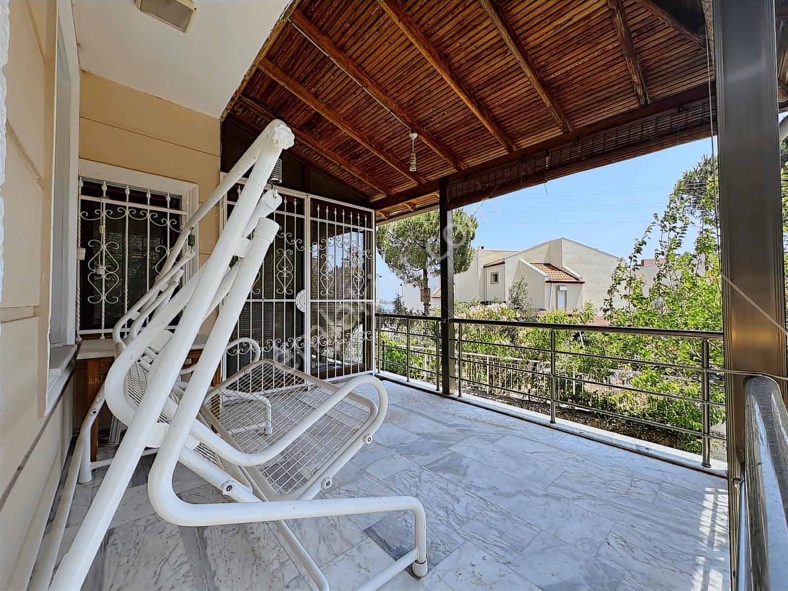 Ayvalık Cunda Adasında Site İçerisinde 2+1 Villa - Görsel 21