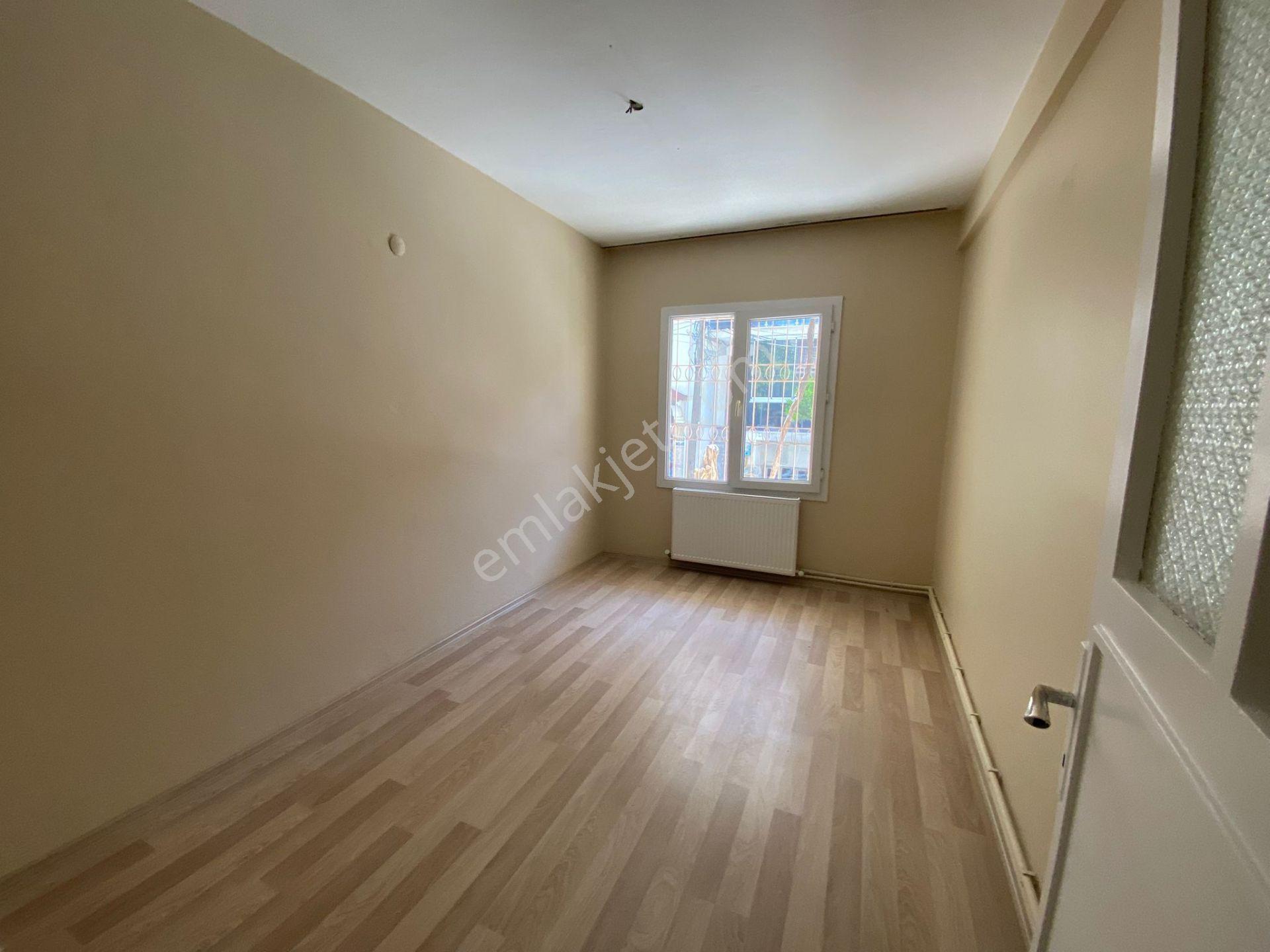Buca Uçanyol Kavşak Yanı Çamlık Mah.de 2+1 90m2 Dgazlı Y.giriş Ayrı Mutfak Kiralık Daire - Görsel 6