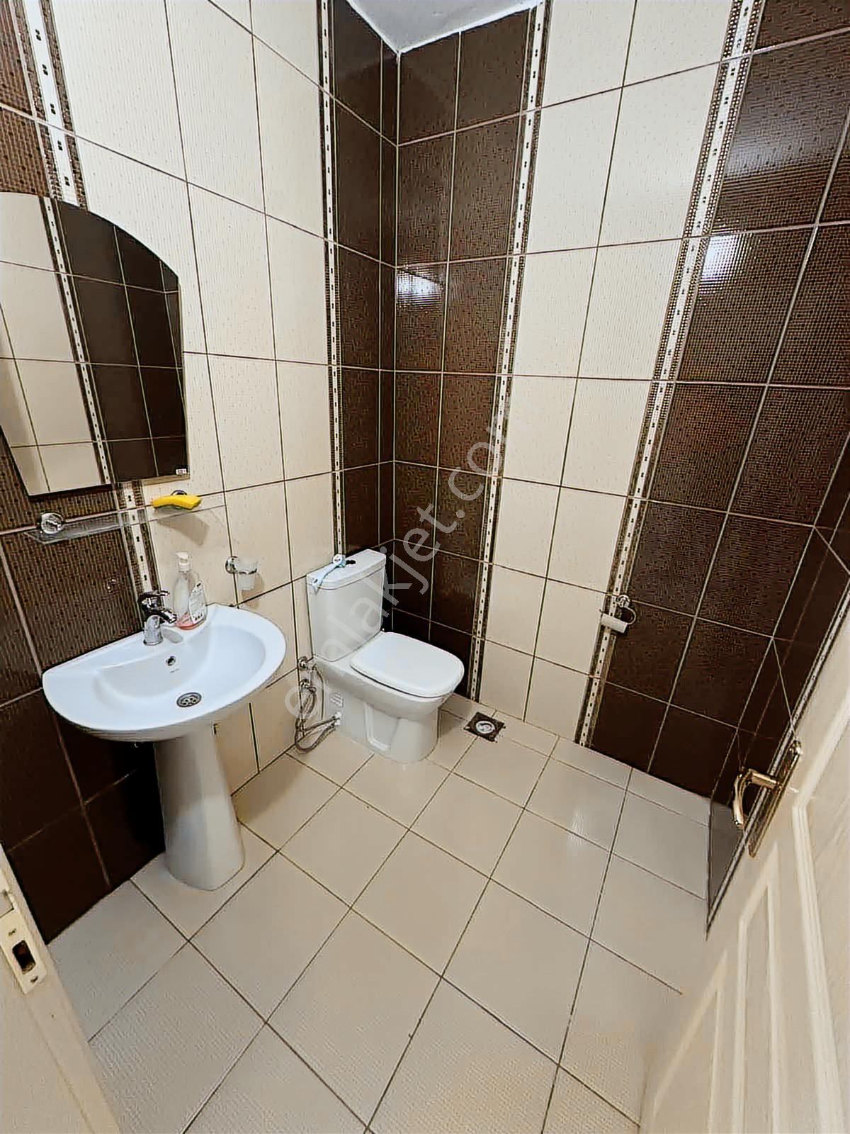 Hanzade Gayrimenkul'den Niğde Sazlıca'da Satılık Süper Villa - Görsel 24