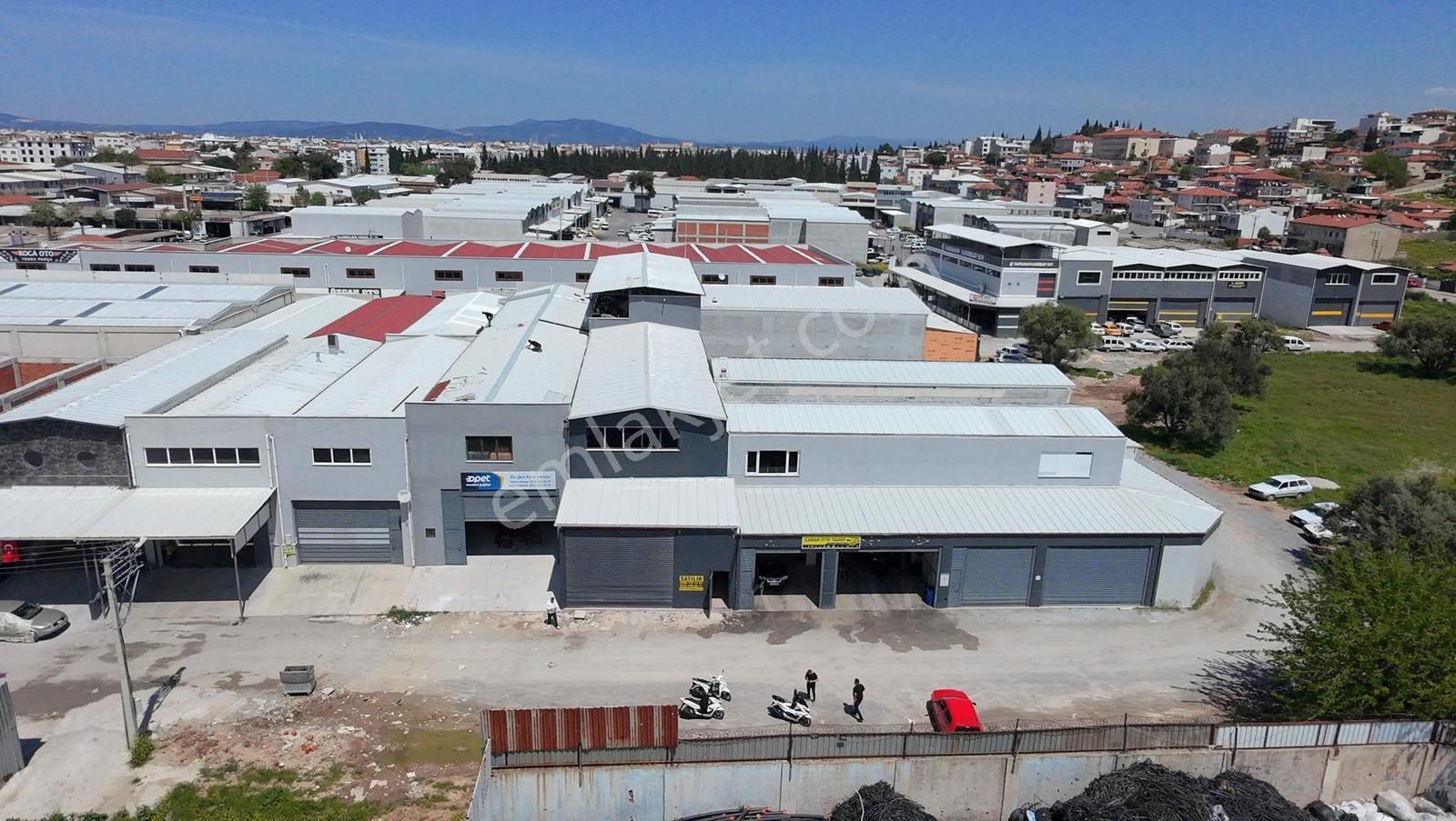 Nuri Giyik Sanayi Sitesi İçerisinde 241 M2 Satılık Sıfır Dükkan - Görsel 3