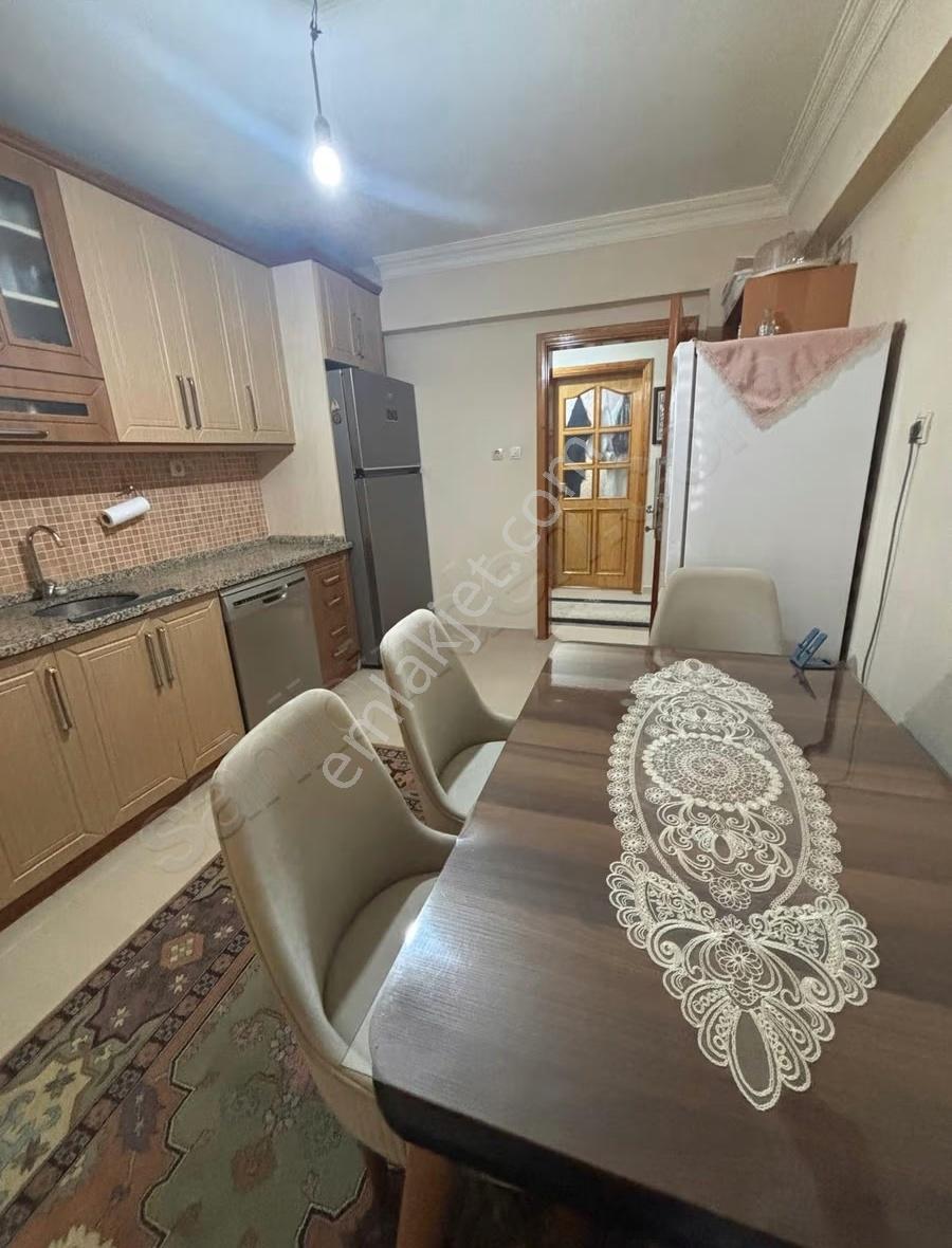 Eşrefdinçer Mahallesinde Satılık 150 M2 Daire - Görsel 9