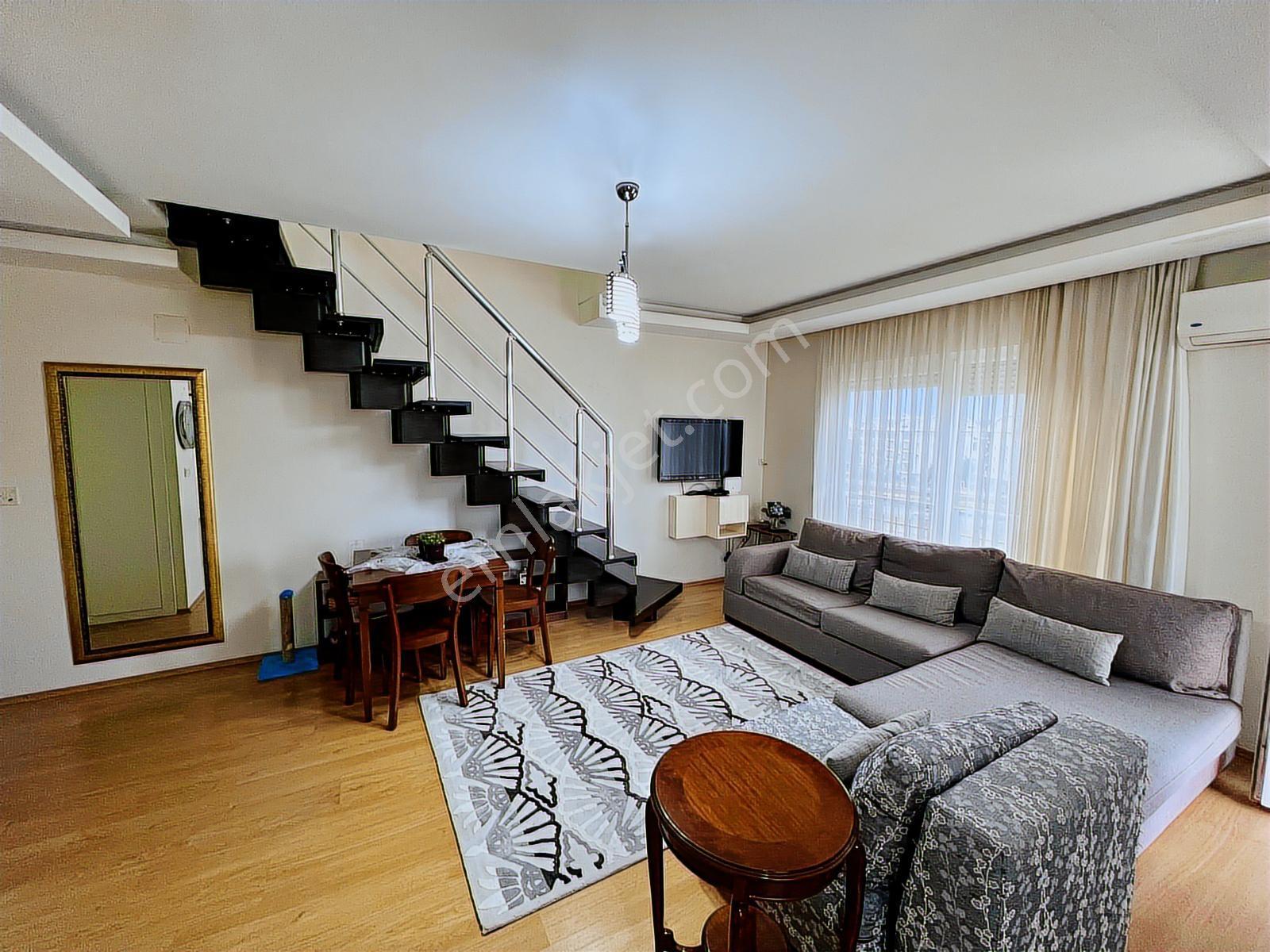 Hurma'da 2+1 Full Eşyalı Dubleks Geniş Kapalı Teraslı Daire - Görsel 18