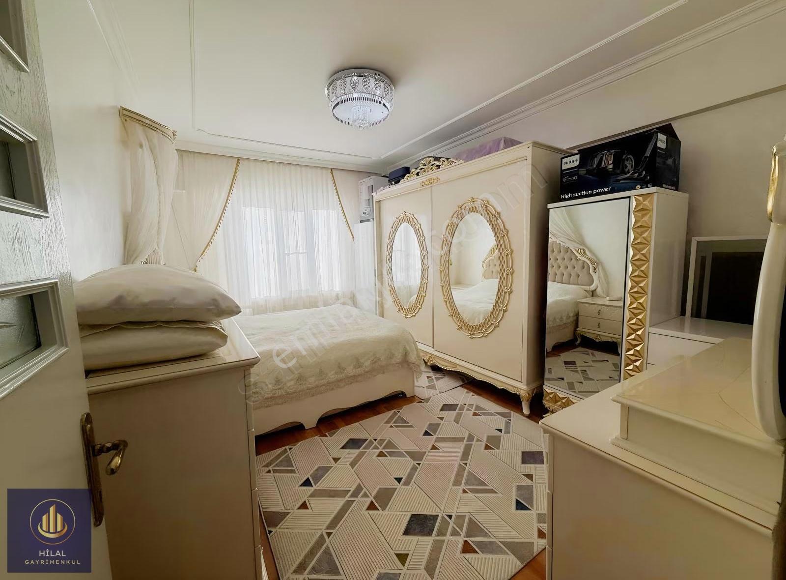 Karataş Merkezde Geniş Bakımlı Arakat Satlık 3+1 Daire - Görsel 5