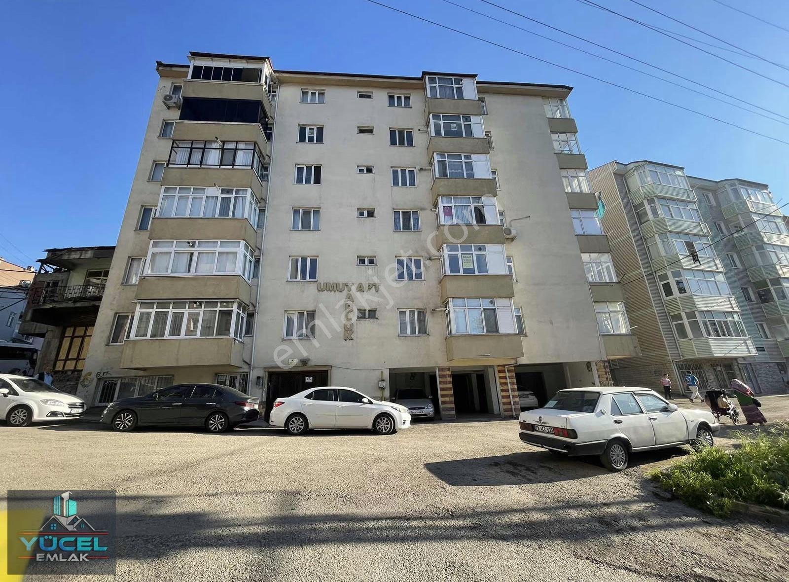 Kiralık 2+1 Daire Kayabaşı Engin Sokak Da Bim Arkası