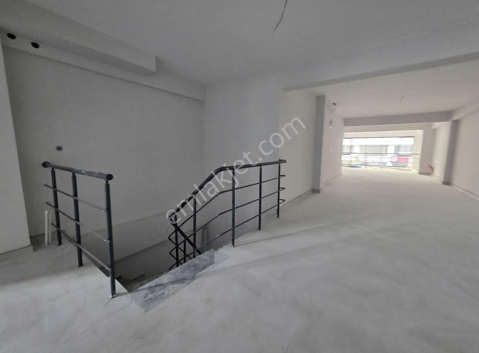 Devlet Hastanesine Komşu 560 M2 Kiralık Ticari Dükkan - Görsel 8