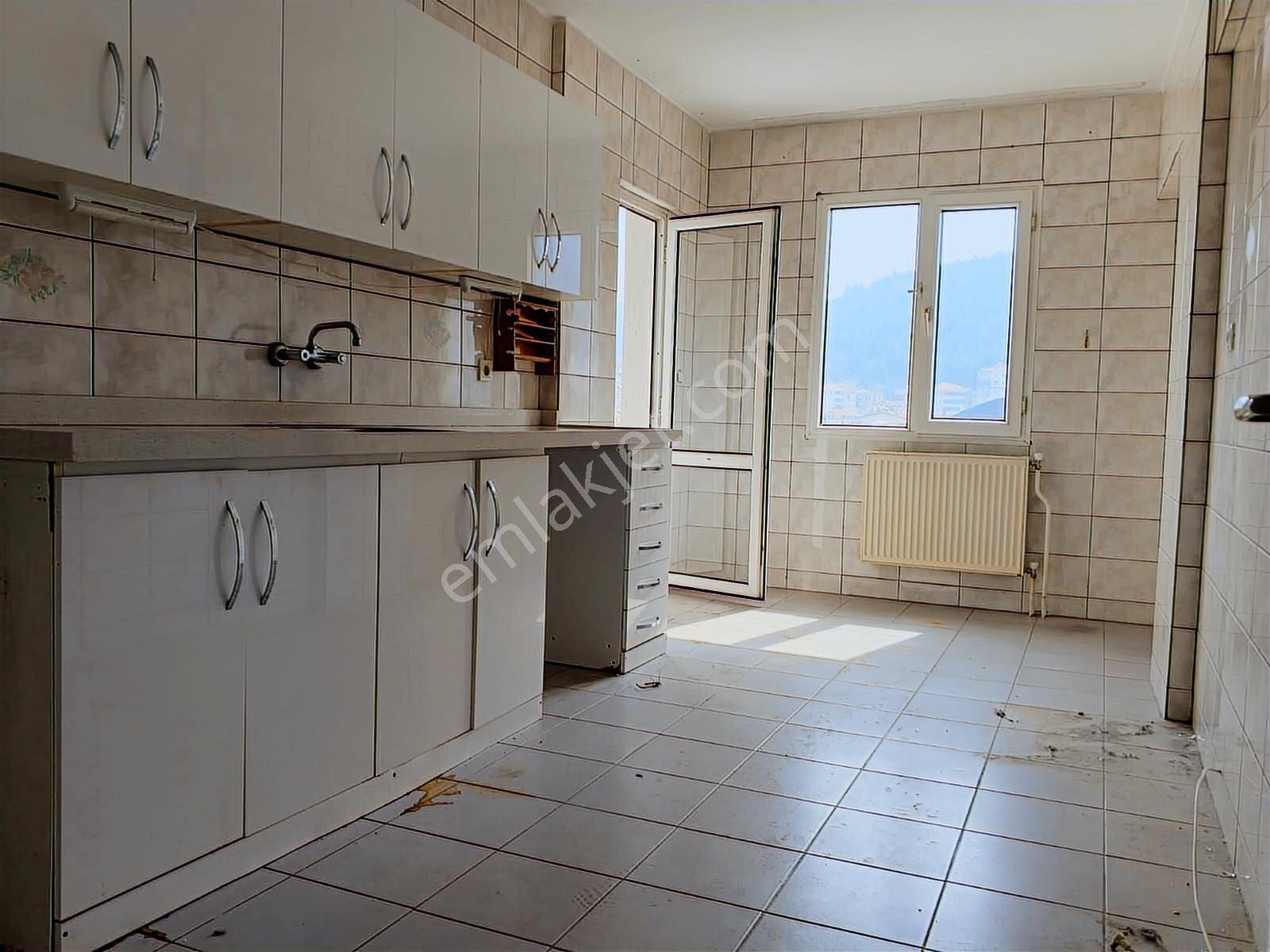 Korutürk Mh. Merkezi Konum 3+1 155m2 Jeotermalli Daire - Görsel 7