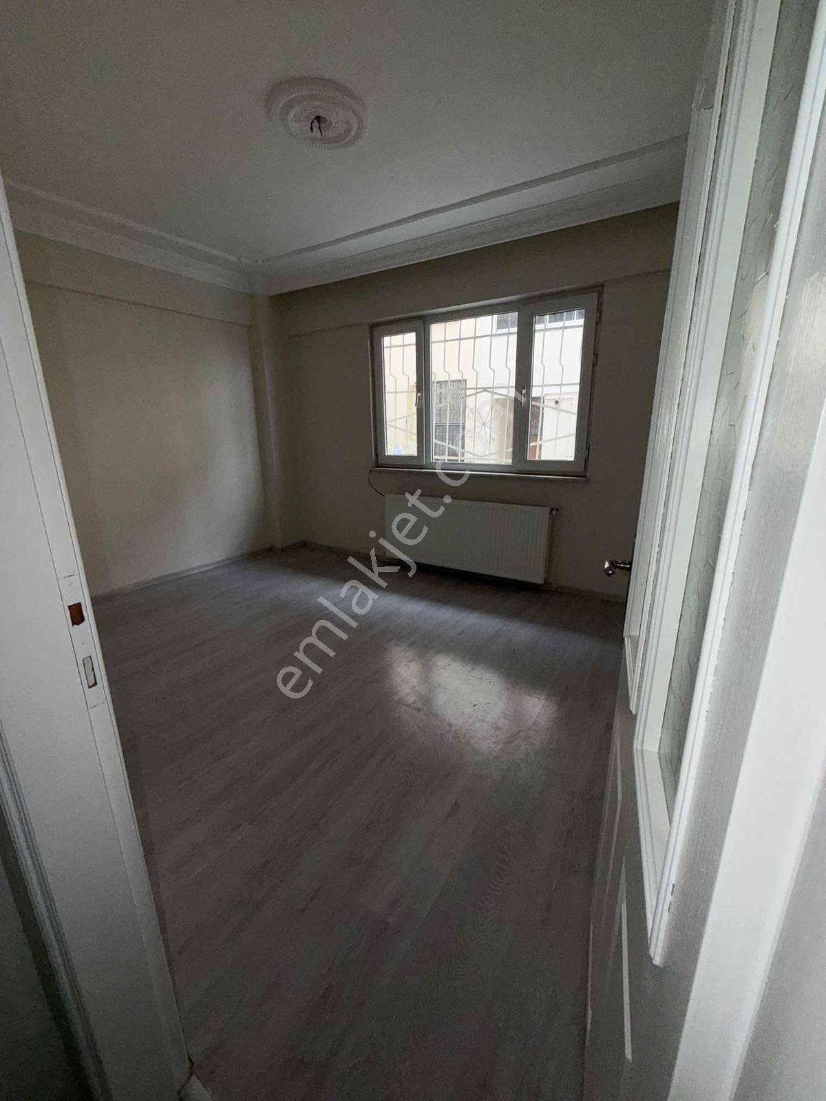 Hüdavendigarda Geniş Ve Bakımlı 3+1 Kiralık Daire - Görsel 13