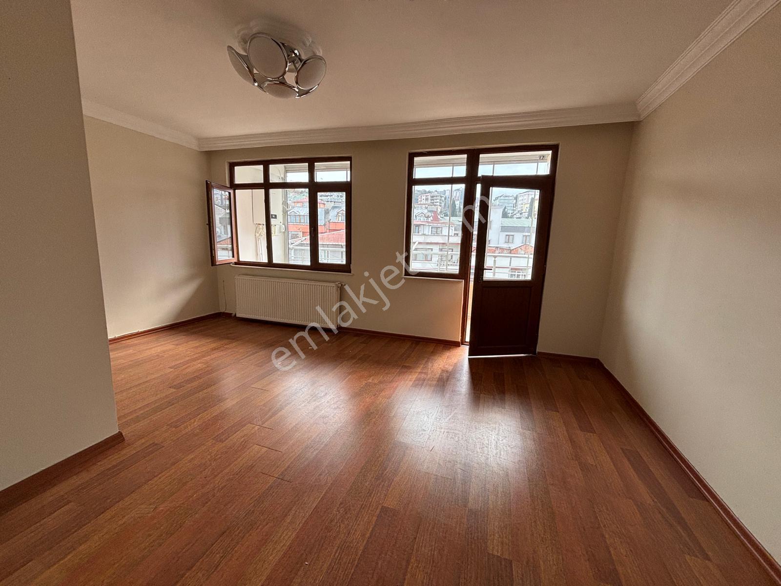Deha Emlak`tan Kiralık 5+1 Ofis Akçaabat Merkezde - Görsel 22