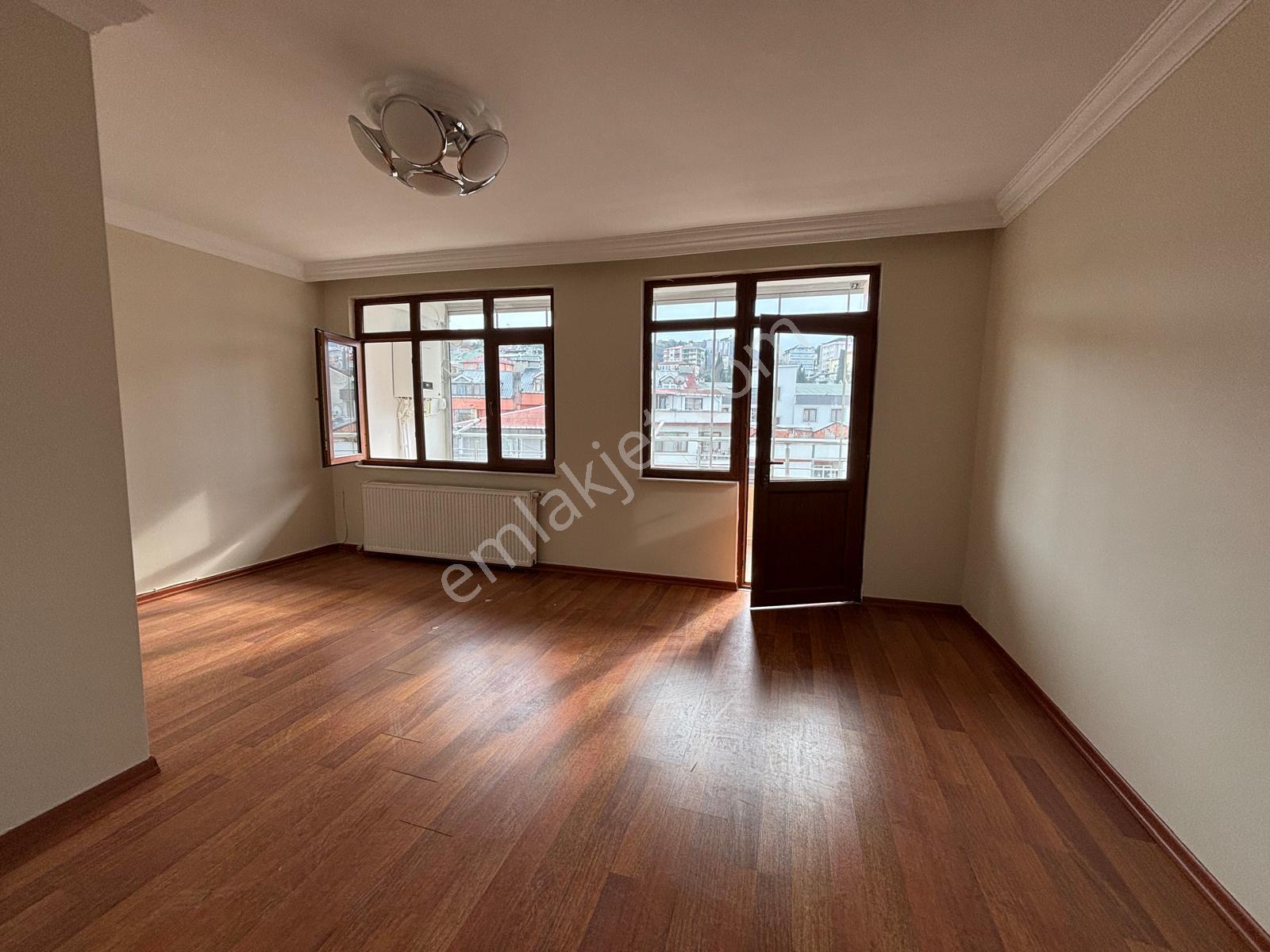 Deha Emlak`tan Kiralık 5+1 Ofis Akçaabat Merkezde - Görsel 7