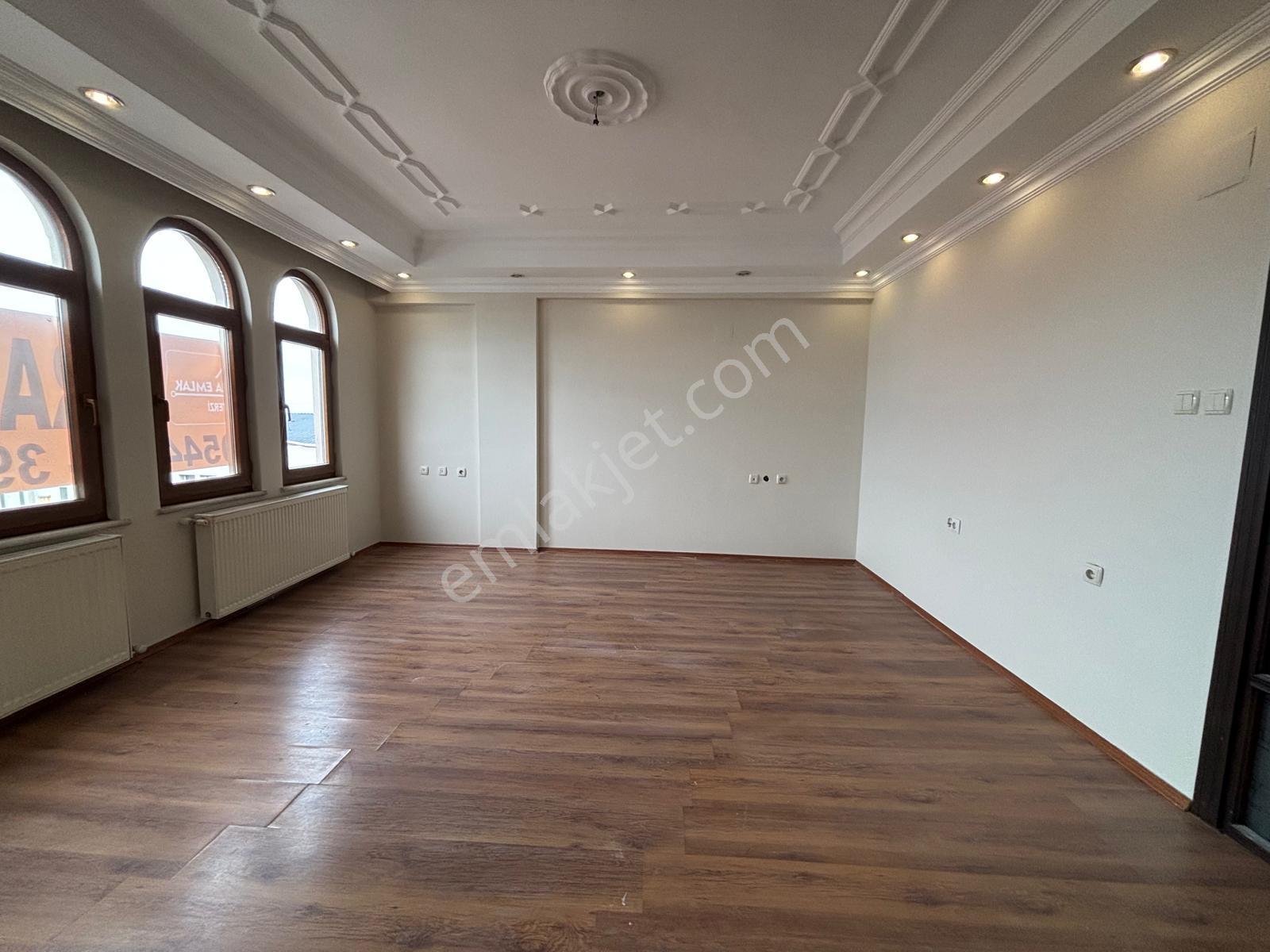 Deha Emlak`tan Kiralık 5+1 Ofis Akçaabat Merkezde - Görsel 27