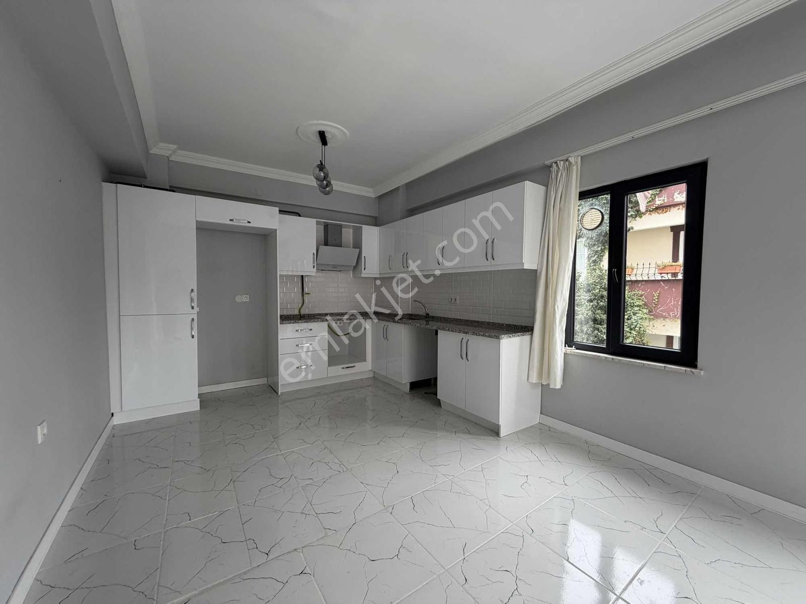 Remax Desıgn Zübeyde Hanım Caddesi Üzeri 2+1 Kiralık Daire - Görsel 29