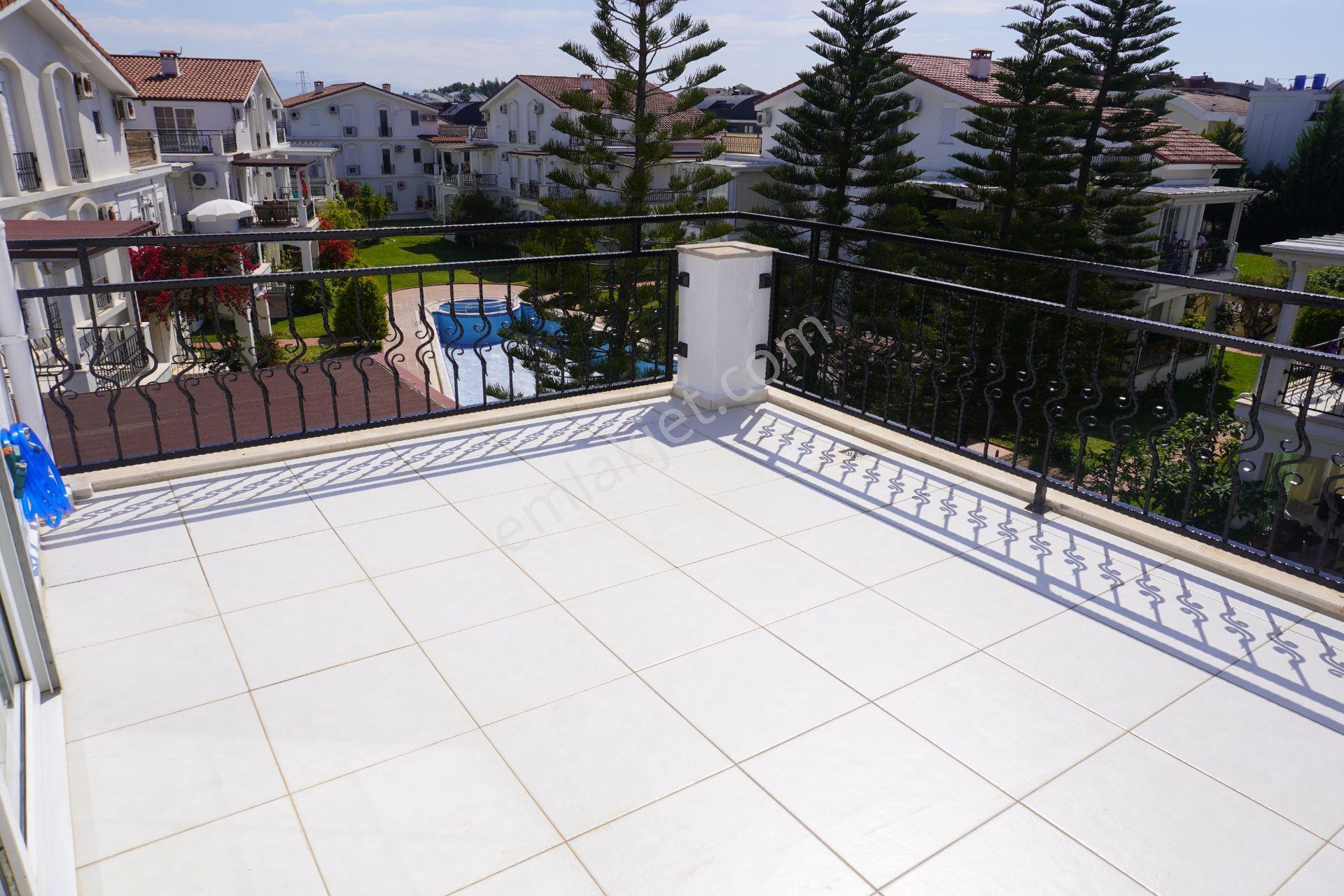 Manavgat Side'de Site İçinde Eşyalı 3+1 Satılık Dubleks Daire - Görsel 31
