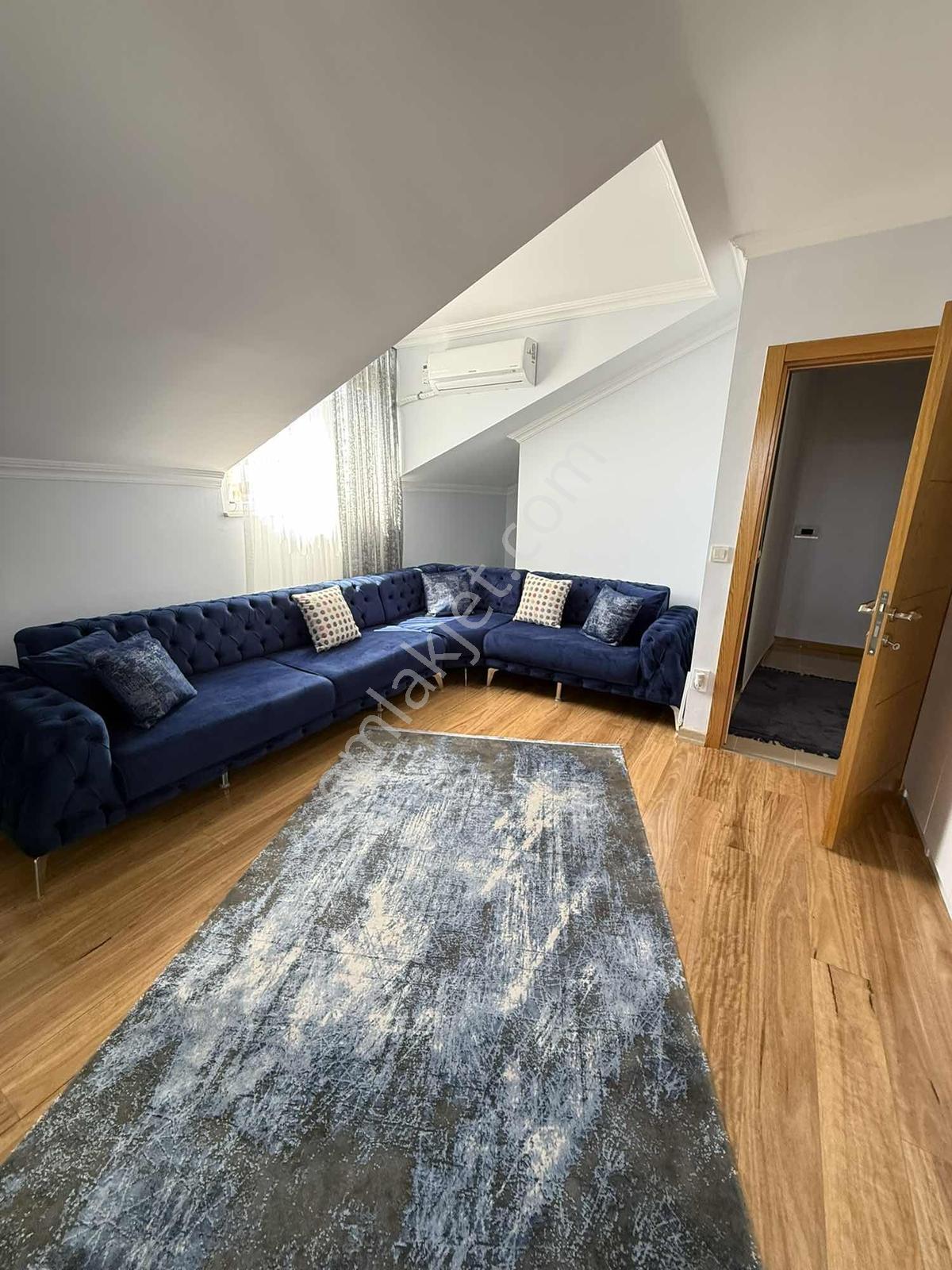 Beylikdüzü Yakupluda Kiralık Eşyalı 1+1 Teras Katı Hazır Daire - Görsel 19