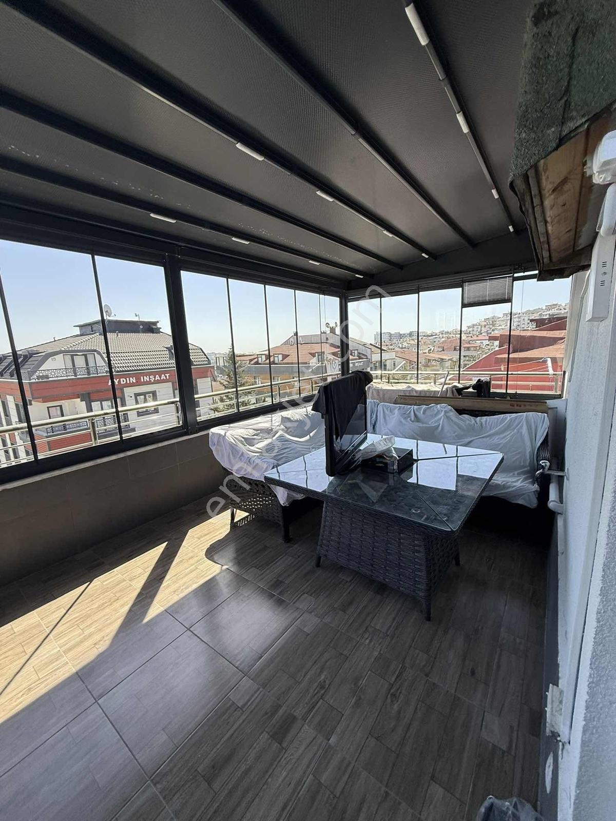Beylikdüzü Yakupluda Kiralık Eşyalı 1+1 Teras Katı Hazır Daire - Görsel 5