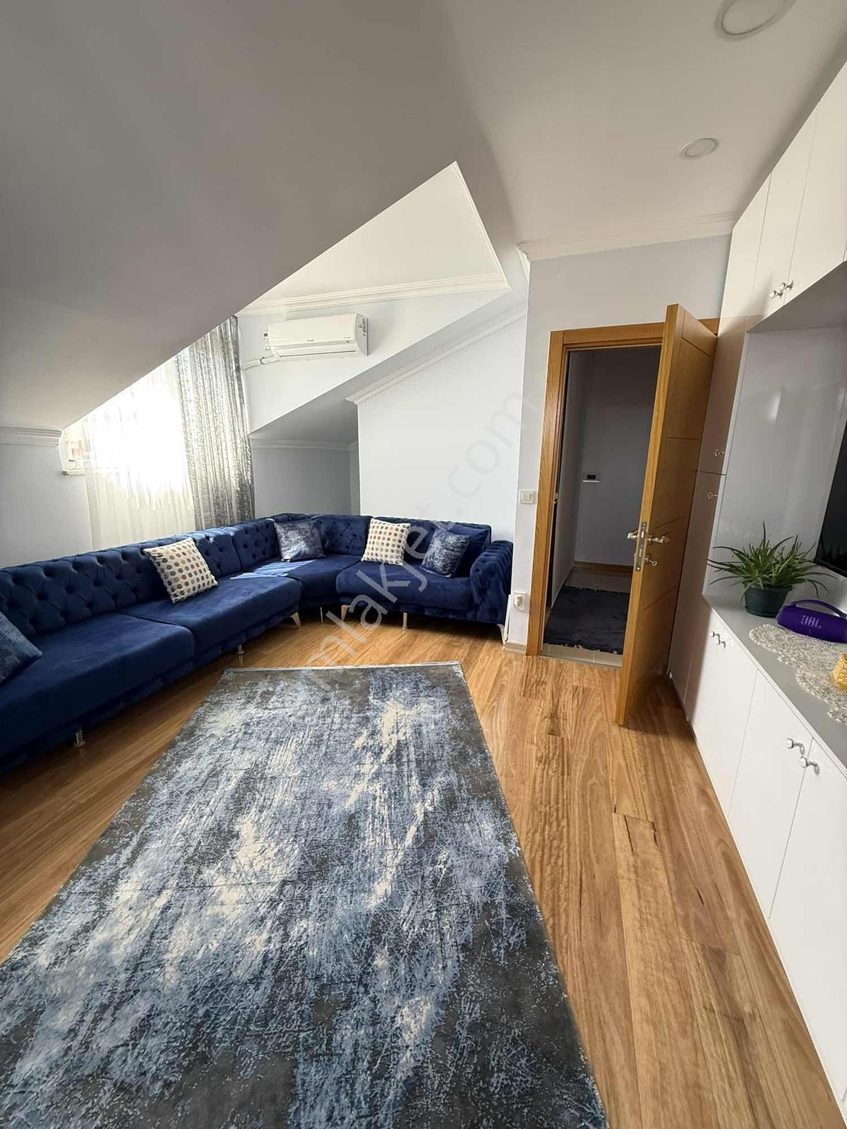 Beylikdüzü Yakupluda Kiralık Eşyalı 1+1 Teras Katı Hazır Daire - Görsel 18