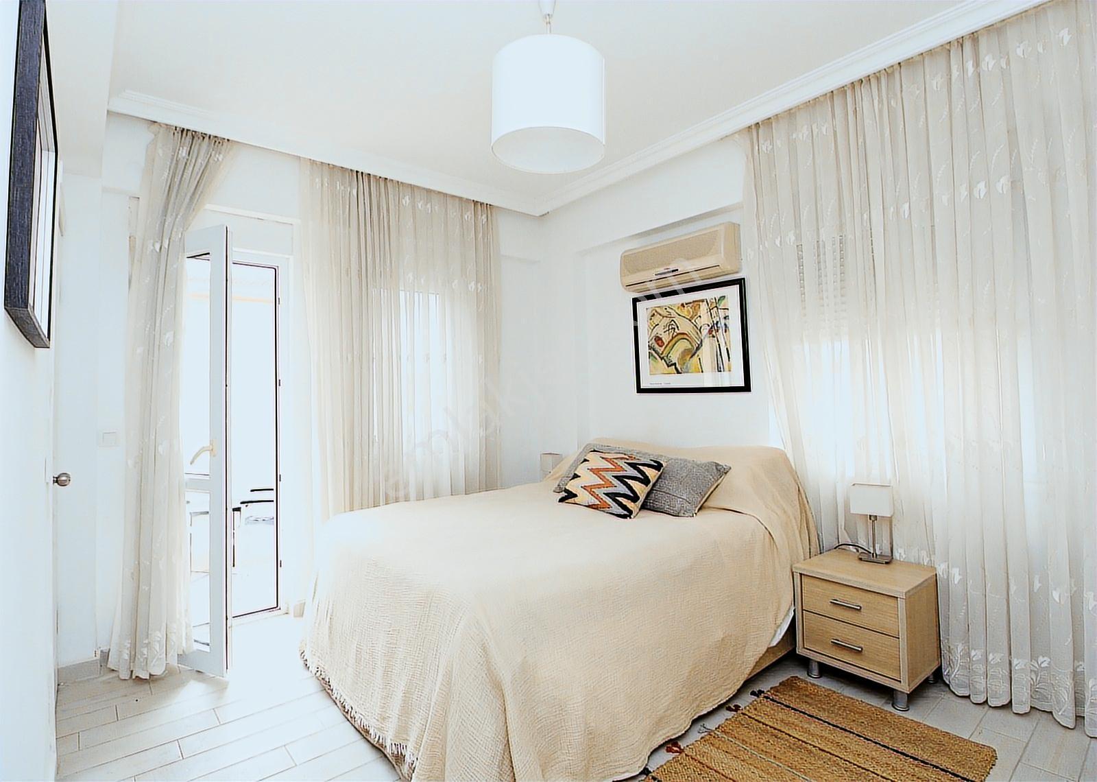 King Cleadore 1 Sitesinde Masrafsız Eşyalı Ara Kat Daire | Tekce - Görsel 17