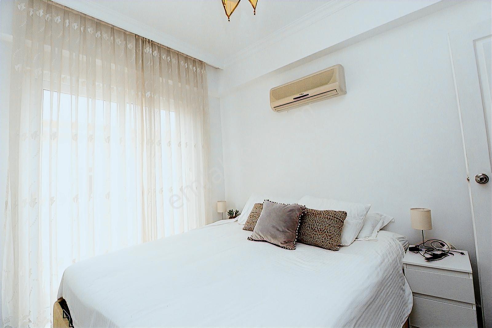 King Cleadore 1 Sitesinde Masrafsız Eşyalı Ara Kat Daire | Tekce - Görsel 26