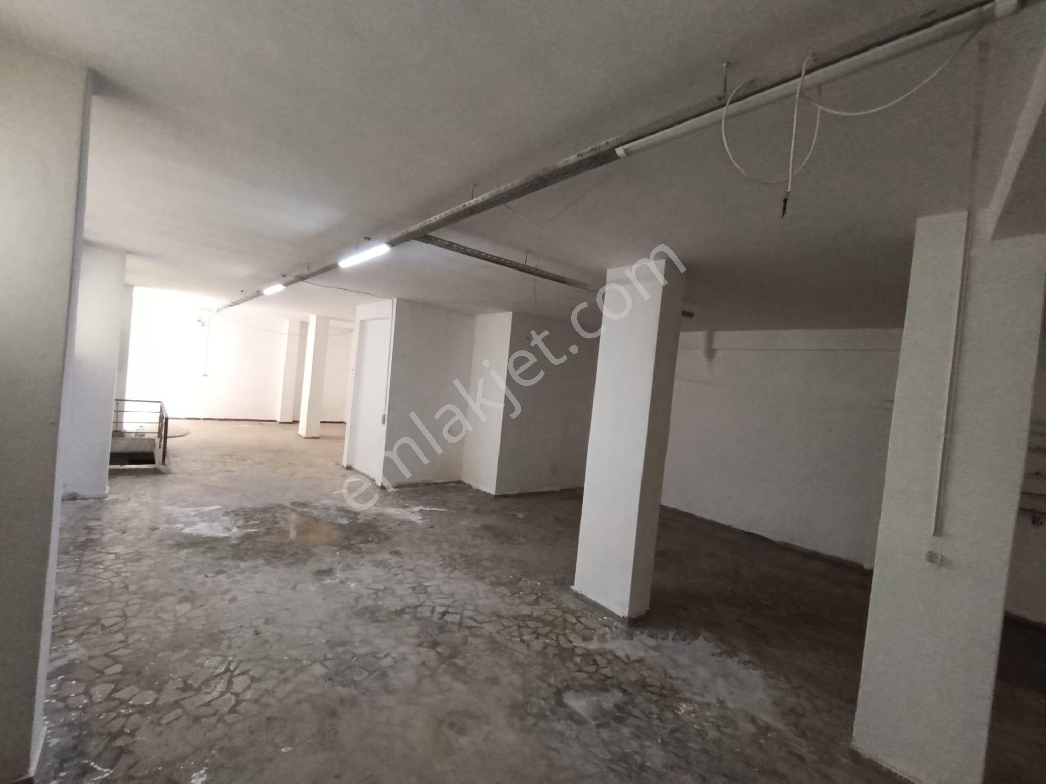 Şirinevler Hürriyet Caddesinde Kiralık Geniş Dükkan! - Görsel 8