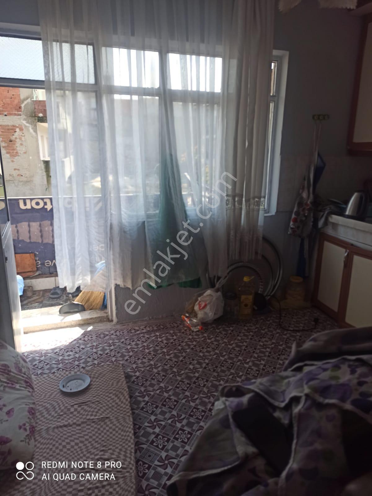 Turgutlu 7 Eylül Mahallesinde Komple Satılık Üç Katlı Bina - Görsel 6
