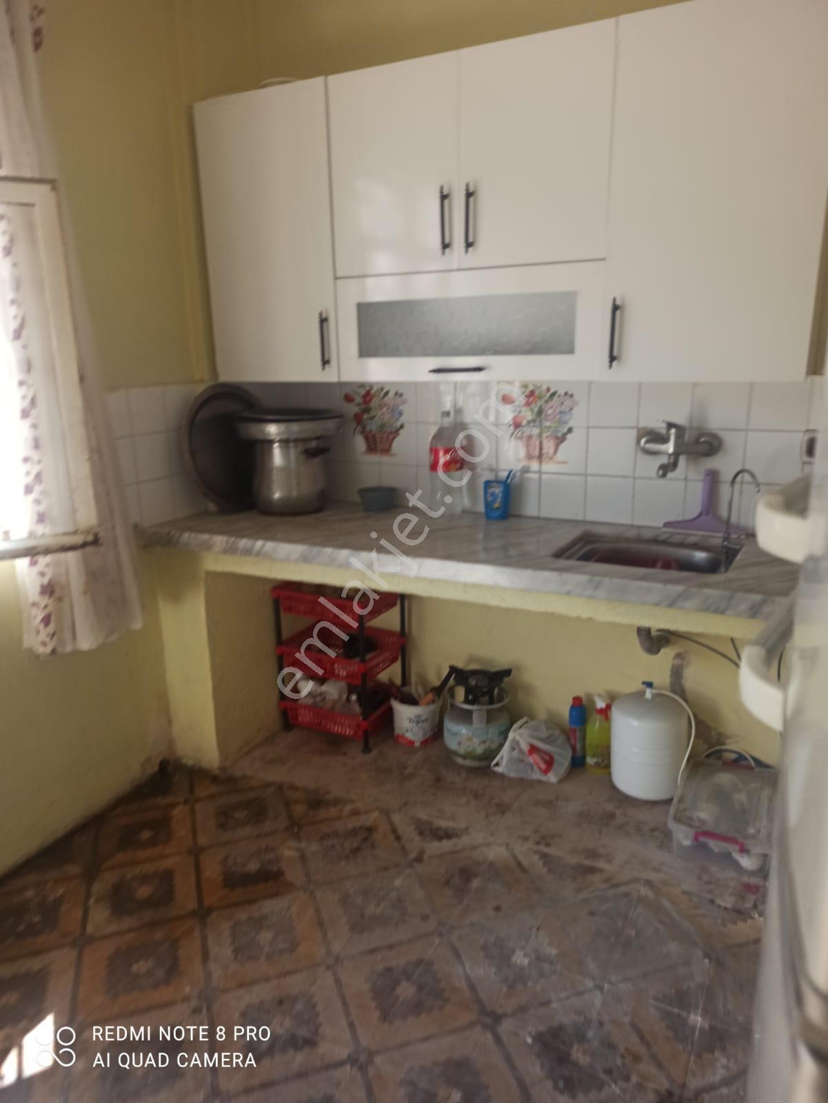 Turgutlu 7 Eylül Mahallesinde Komple Satılık Üç Katlı Bina - Görsel 7