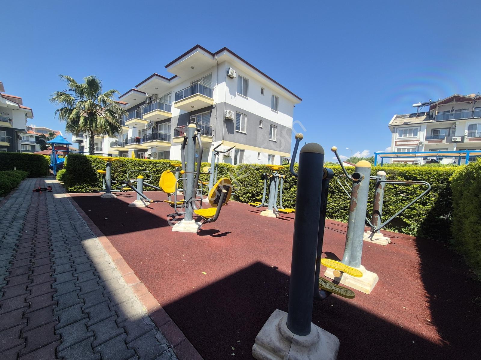 Dalaman Merkezde Havuzlu Sitede 2+1 Eşyalı Satılık Daire - Görsel 28